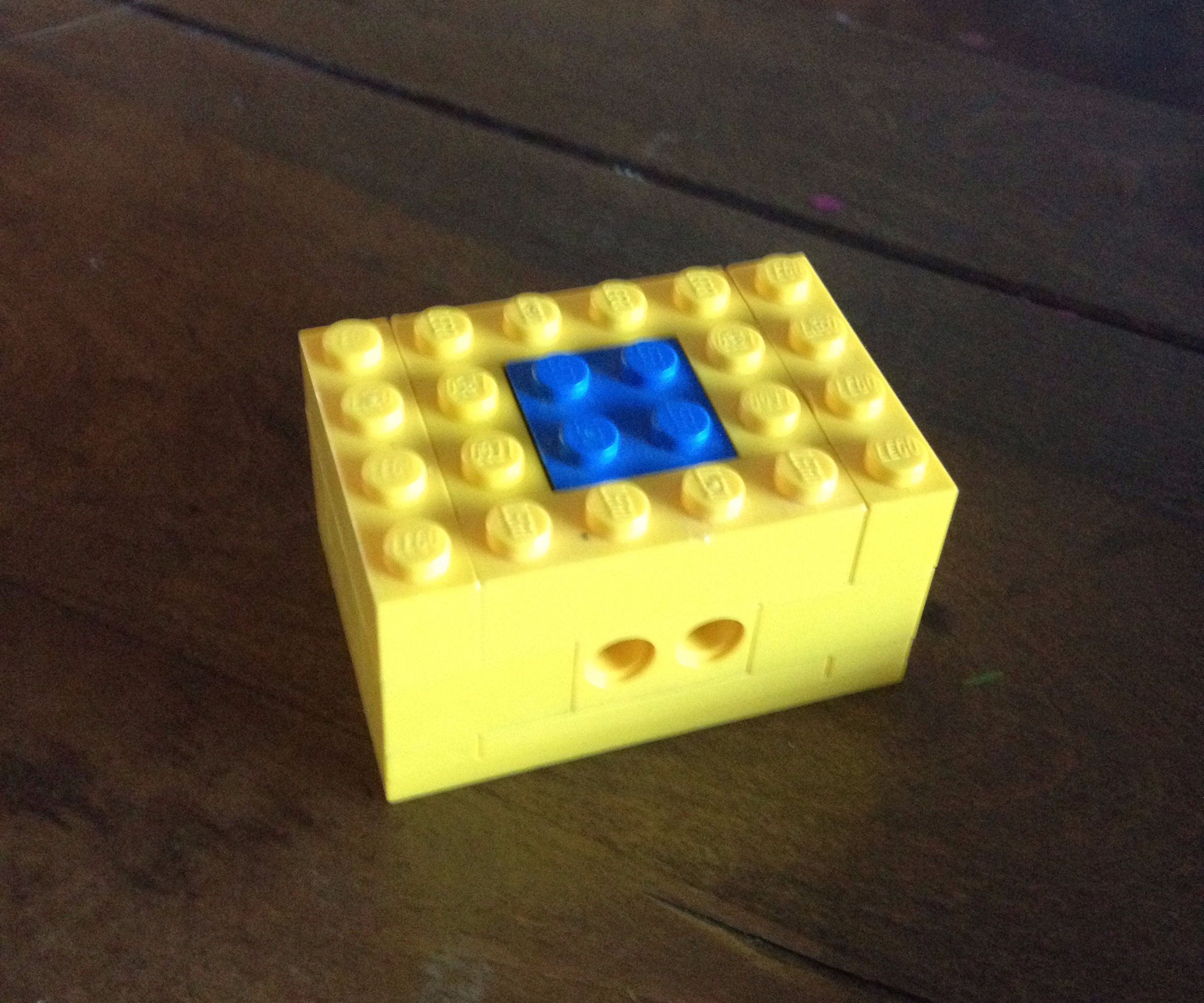 THE TINIEST LEGO LOCK MECHANISM 