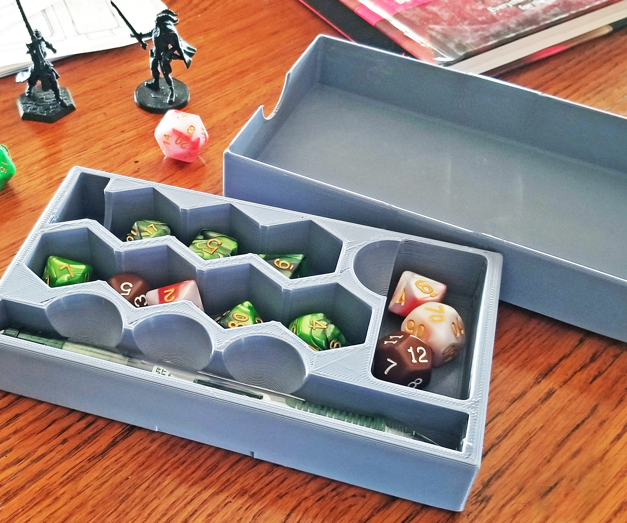 Make a Dice Box in Tinkercad (EASY!)