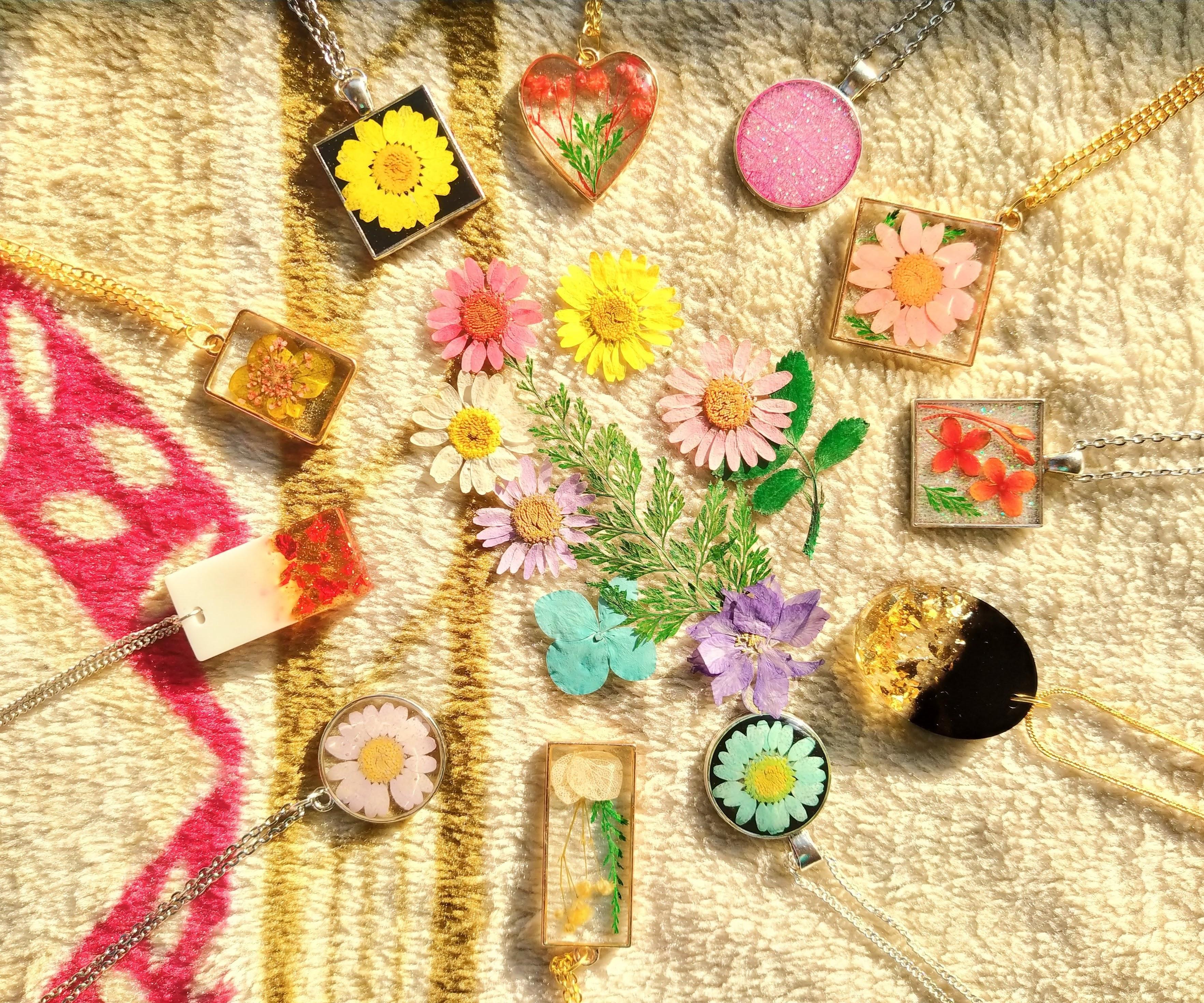 Botanical Resin Jewelry 
