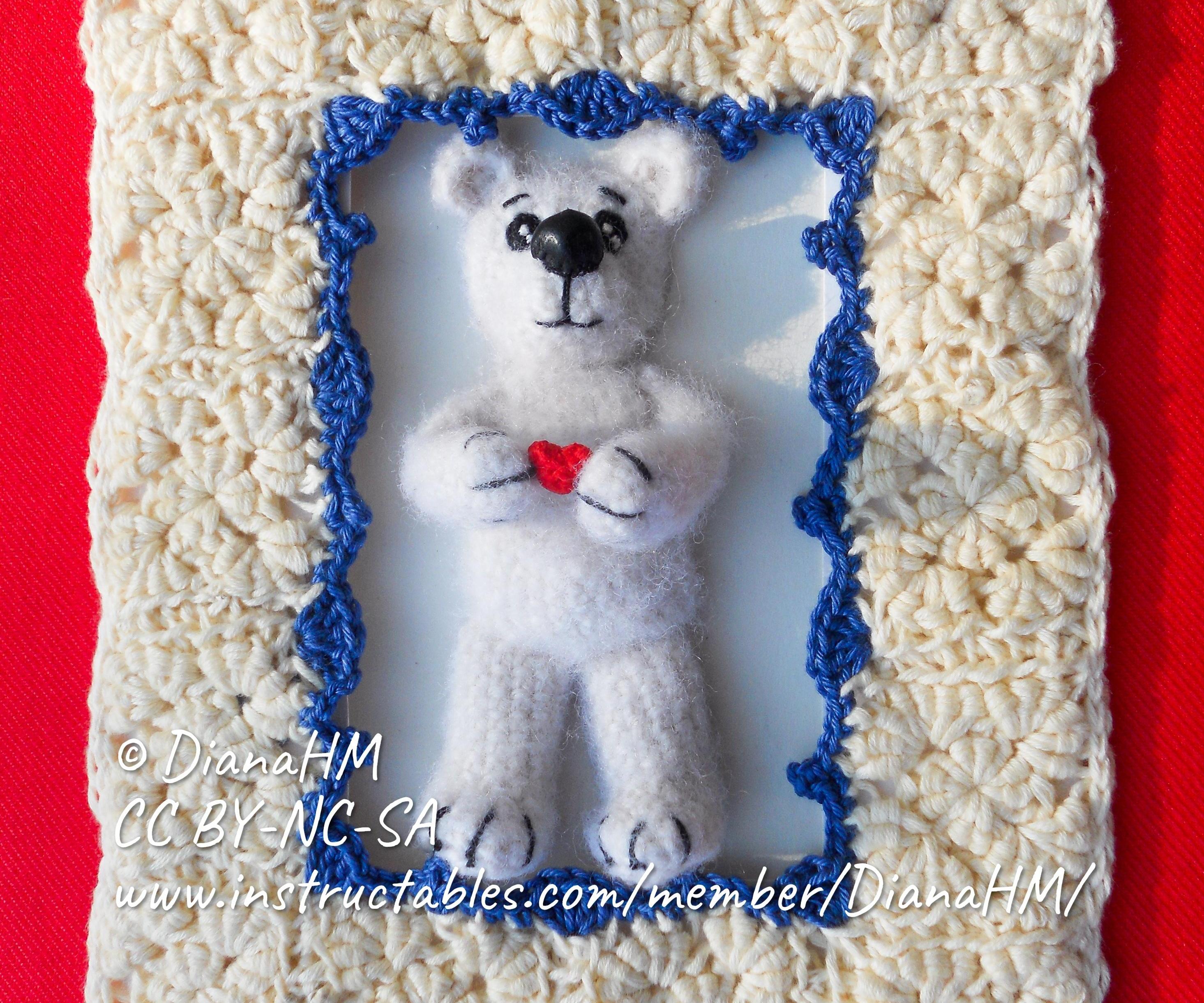 3D Crochet Greeting Card „Hearty Teddy Bear”