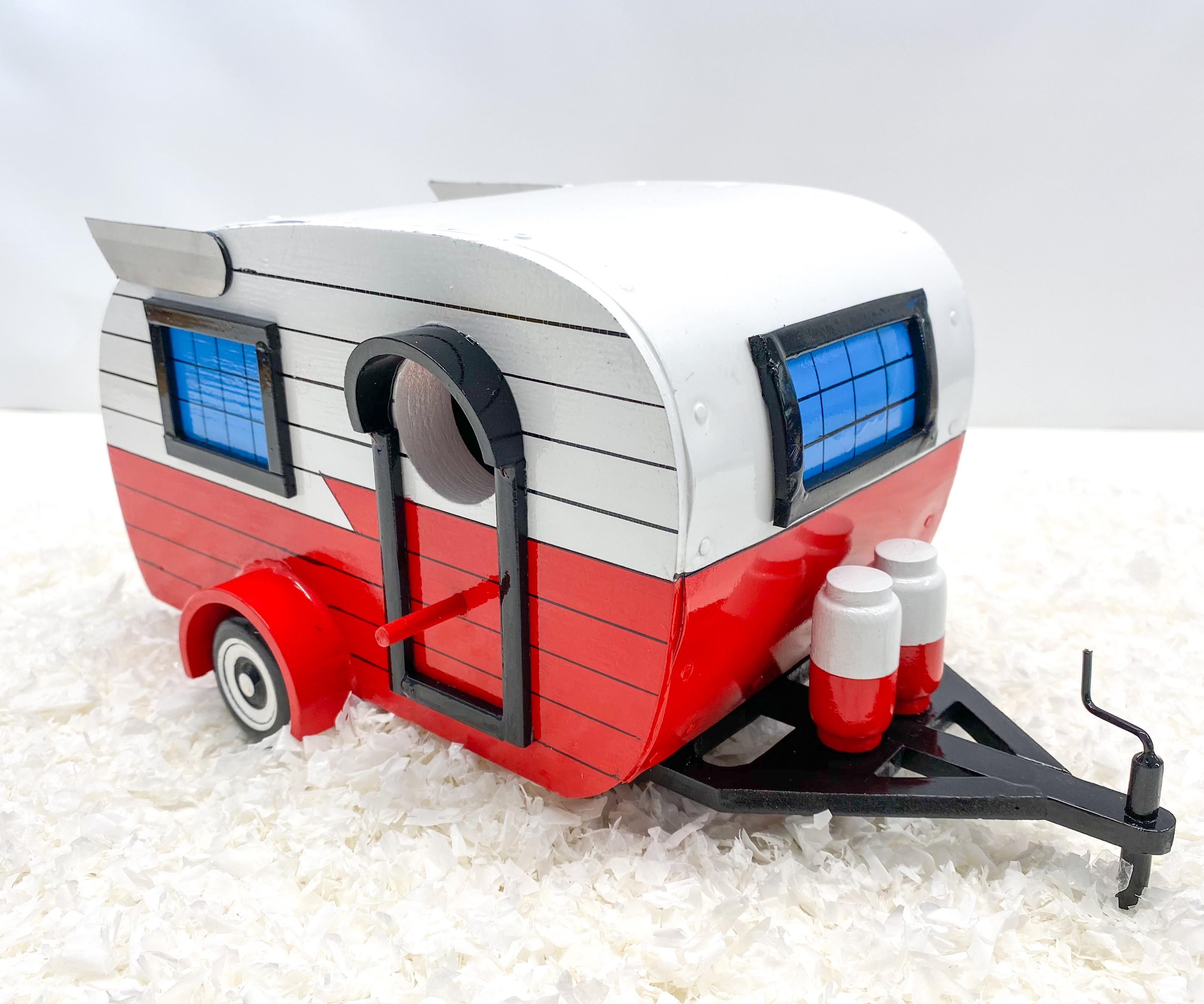 Vintage Camper Birdhouse 