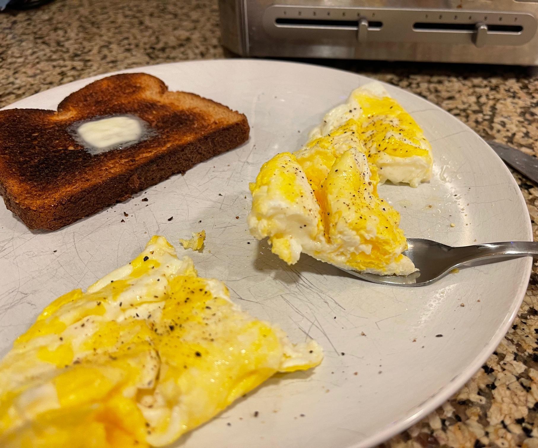 How to Make the Perfect Scrambled Eggs