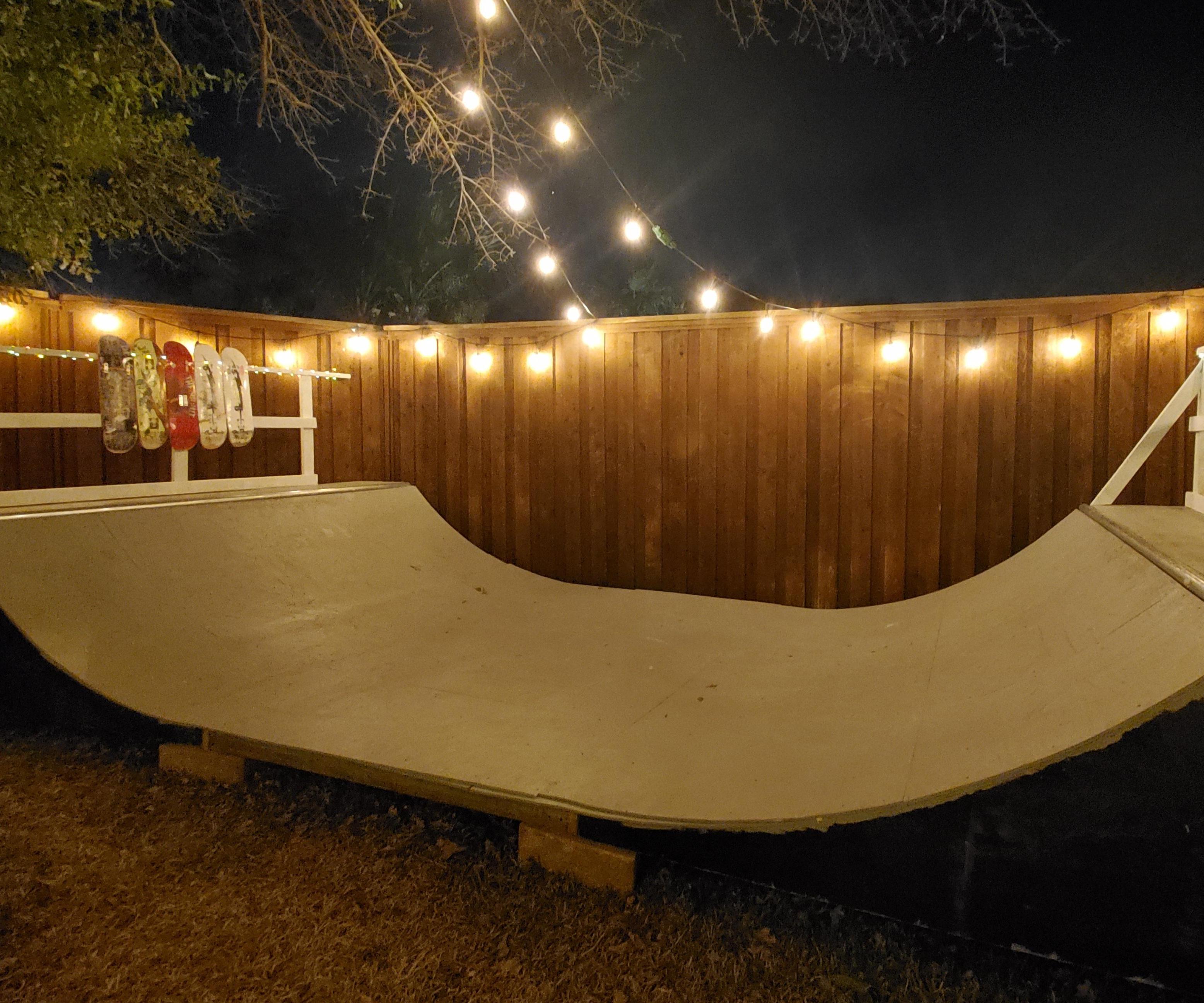 Mini Ramp (Mini Half Pipe)