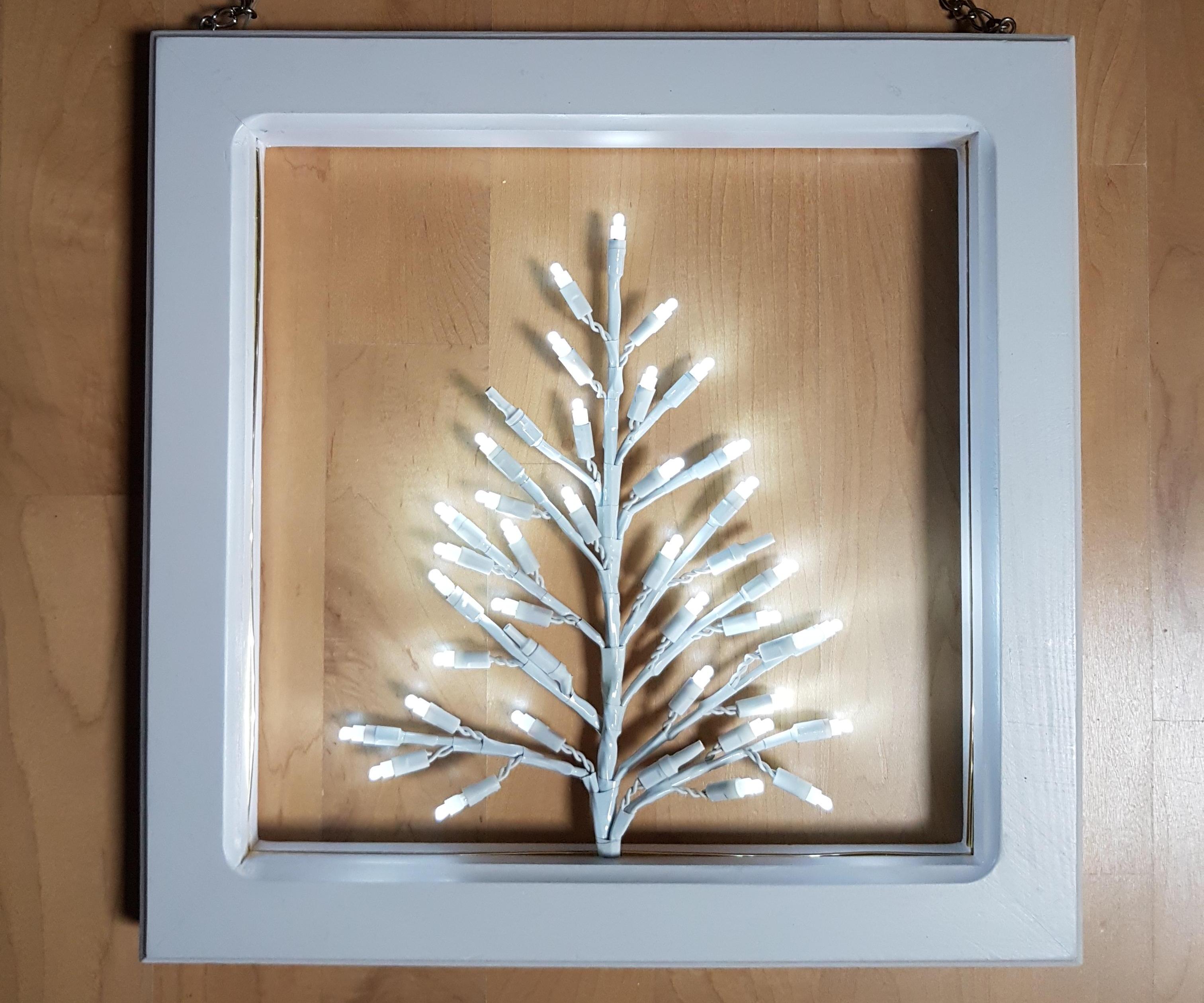 Xmas Ornament Upgraded With LEDs