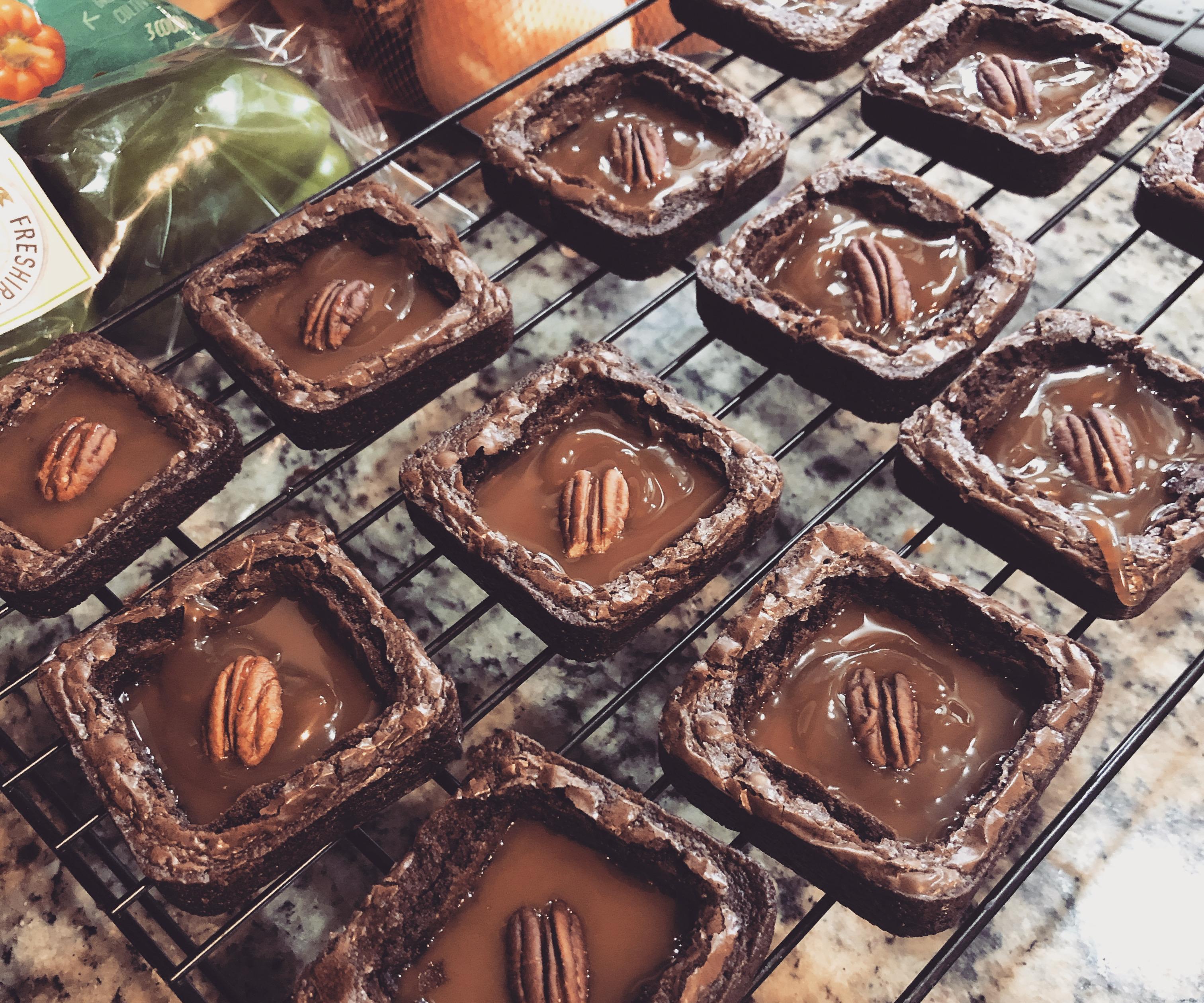 Turtle Brownie Boats