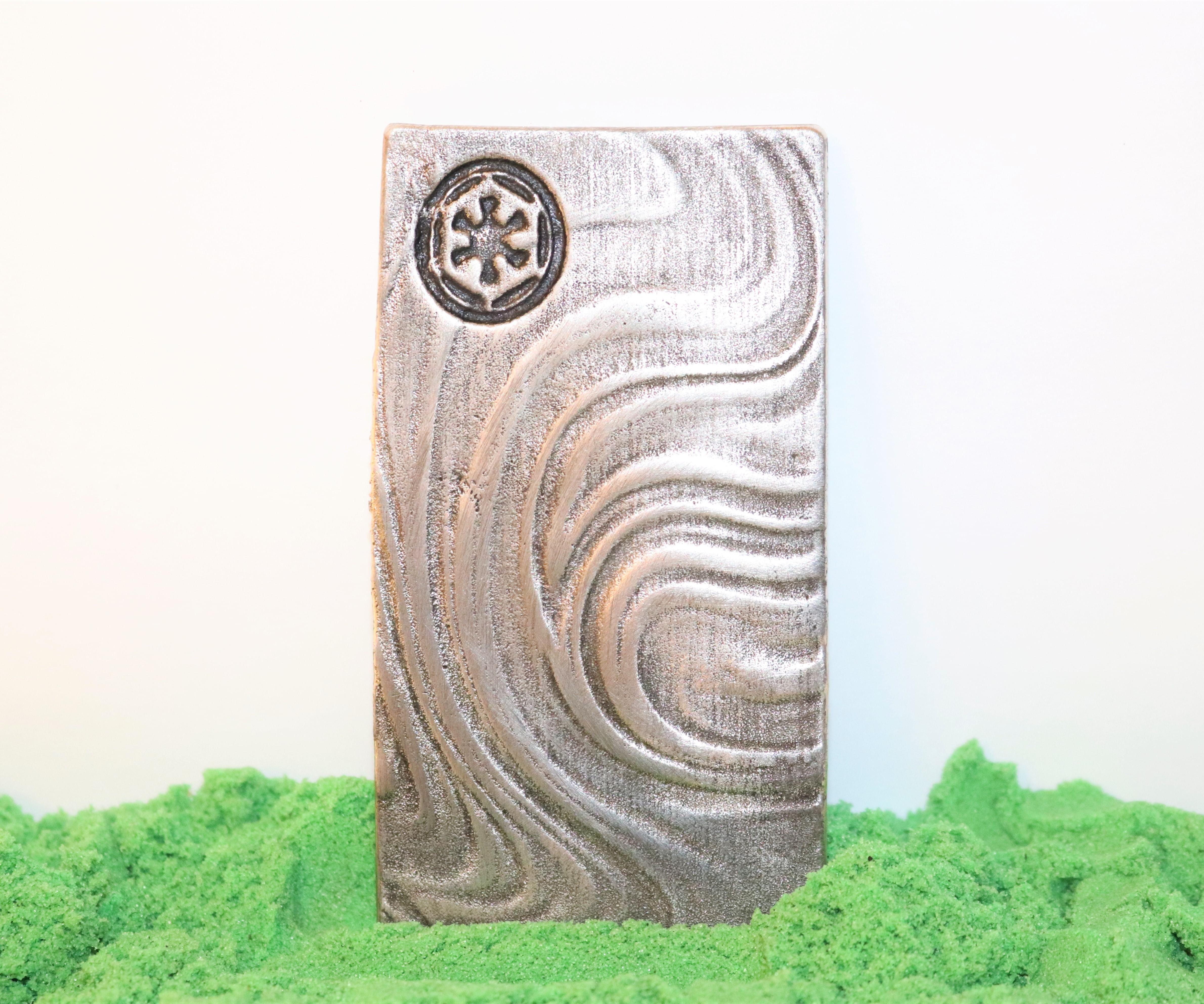 Mandalorian Beskar - Kinetic Sand Casting