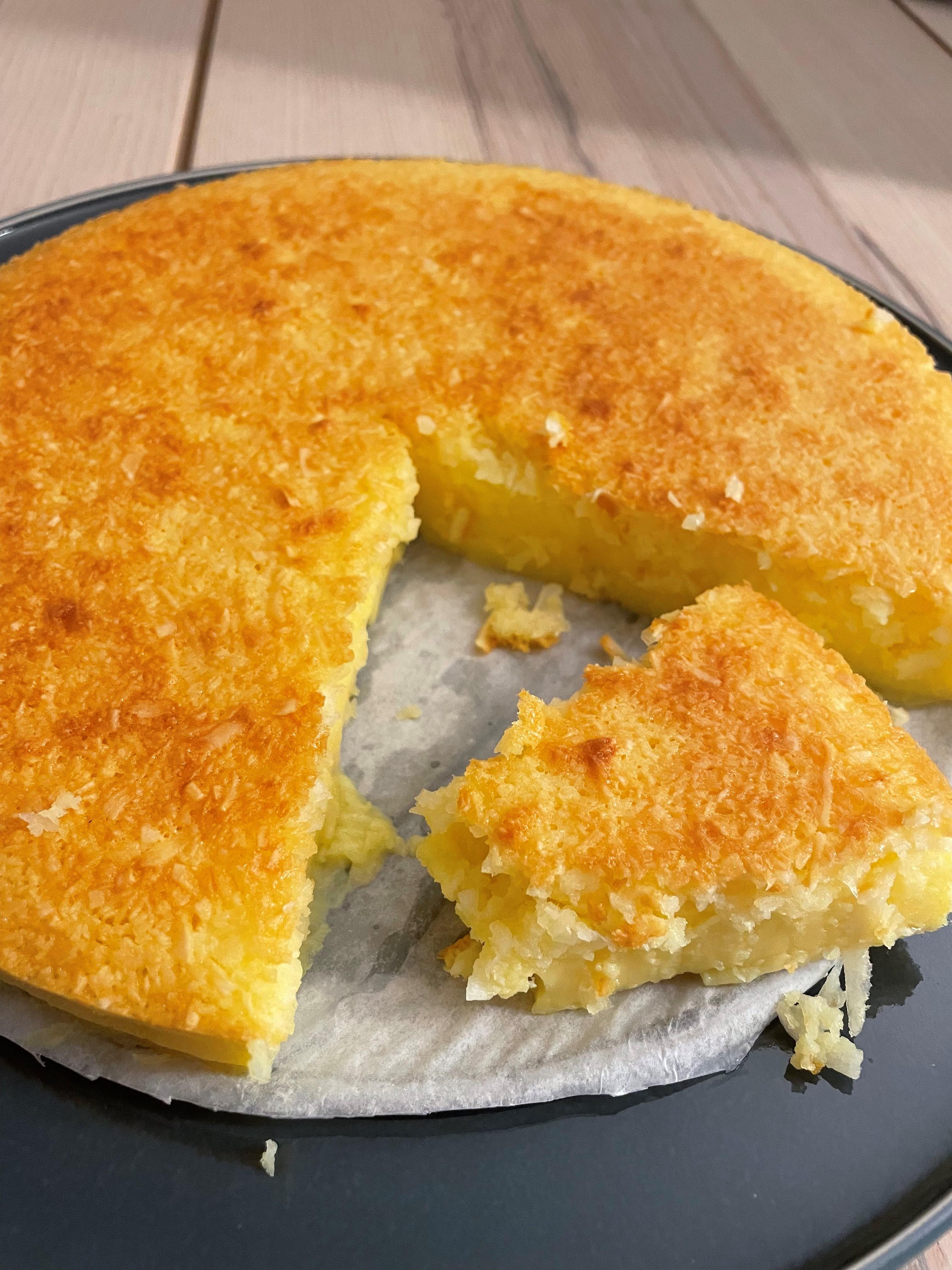 Dreamy Macaroon De Leche Cake