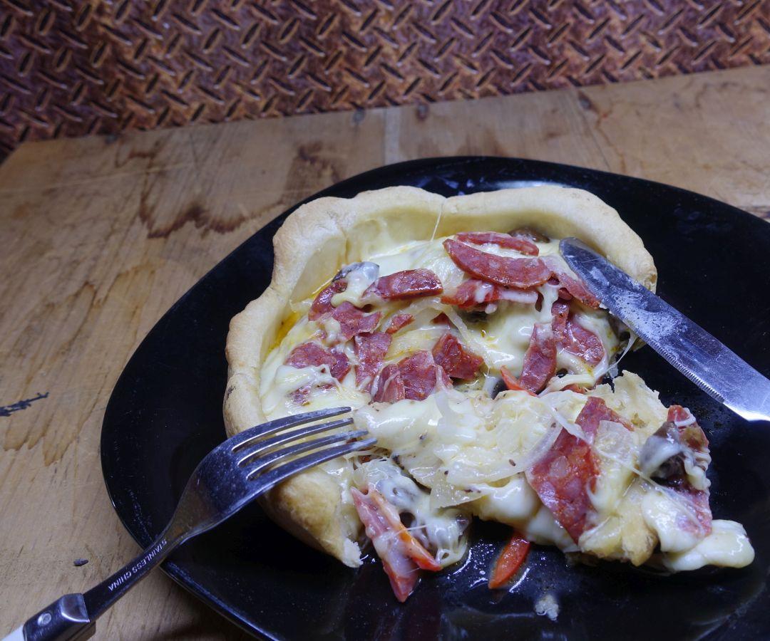 Easy BBQ Deep Dish Pizza Pie