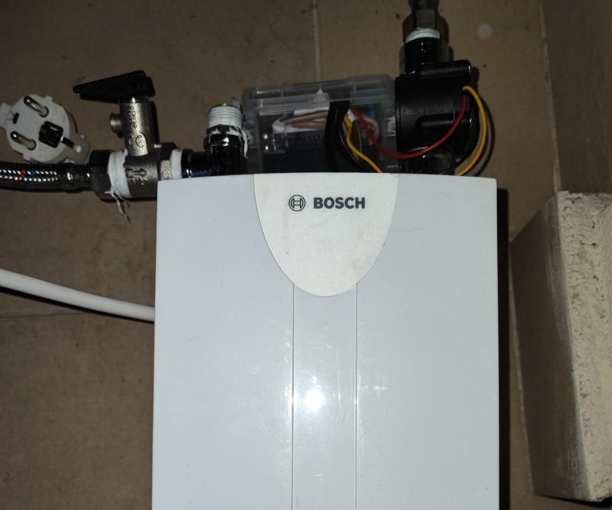 Bosch-Tronic-TR1000-4T Мanagement ESP8266