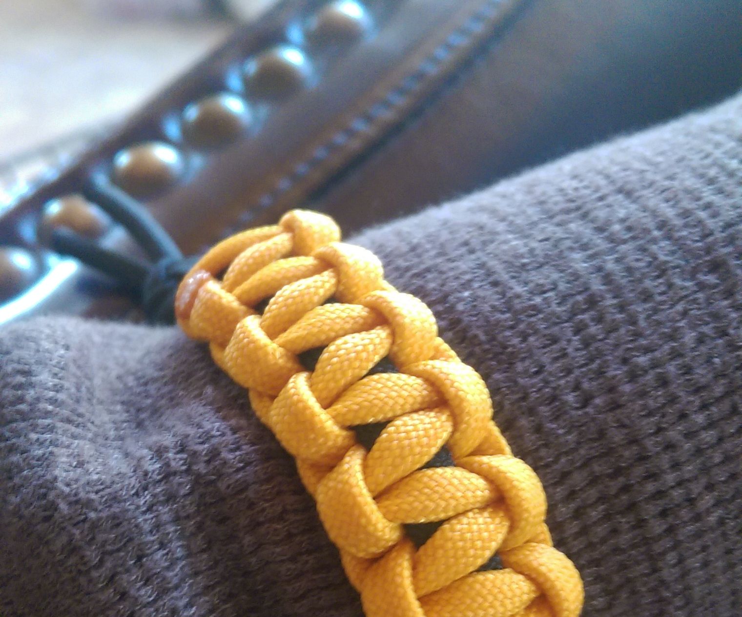 Cobra Weave Paracord Bracelet (No Buckle)