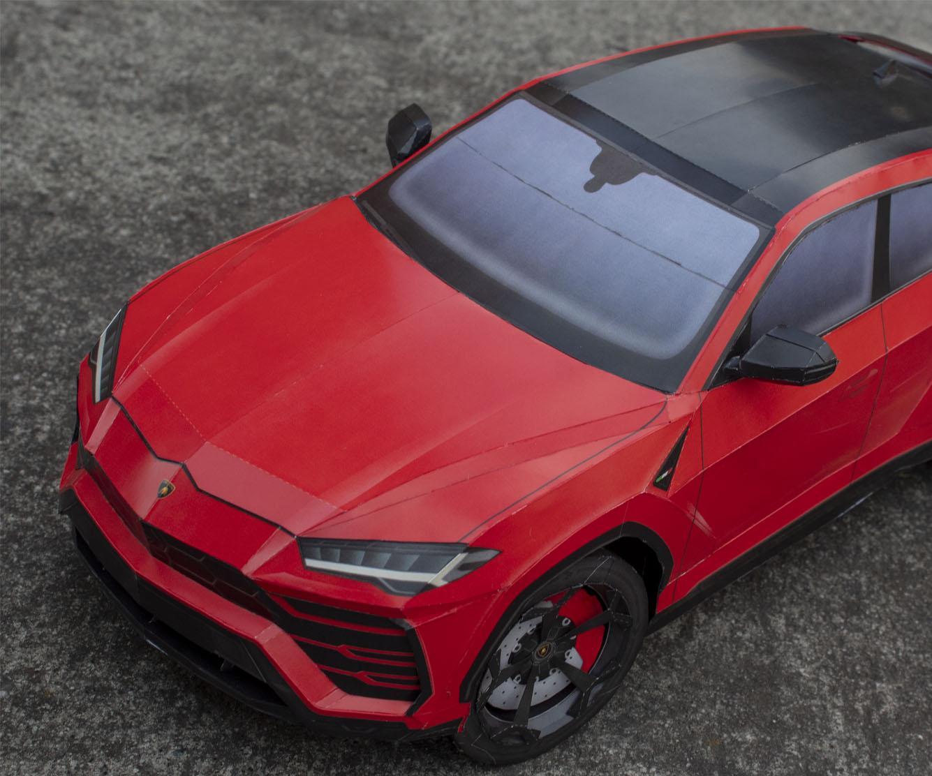 Lamborghini Urus DIY Paper-Craft