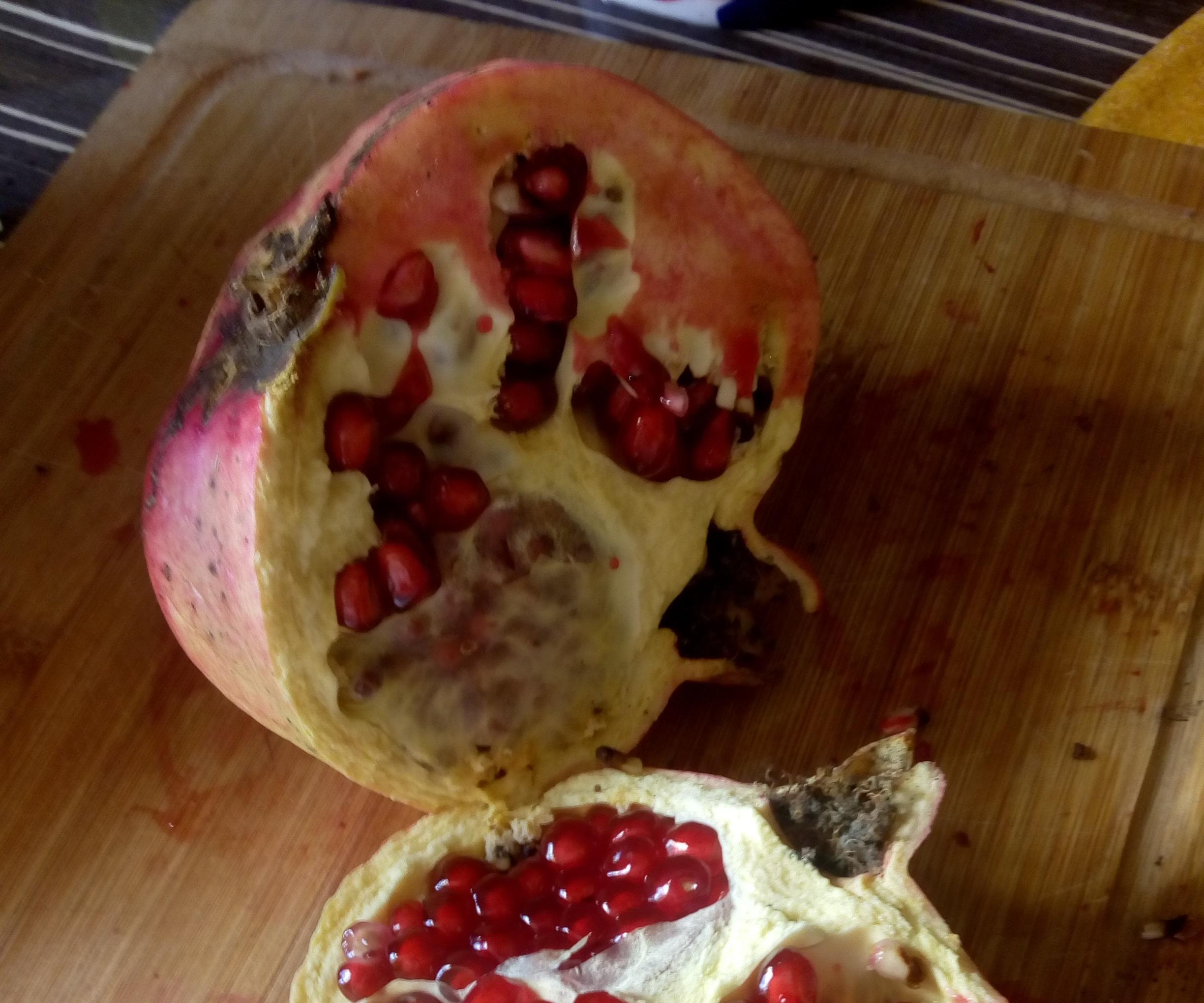 How to Make Pomegranate Syrup?