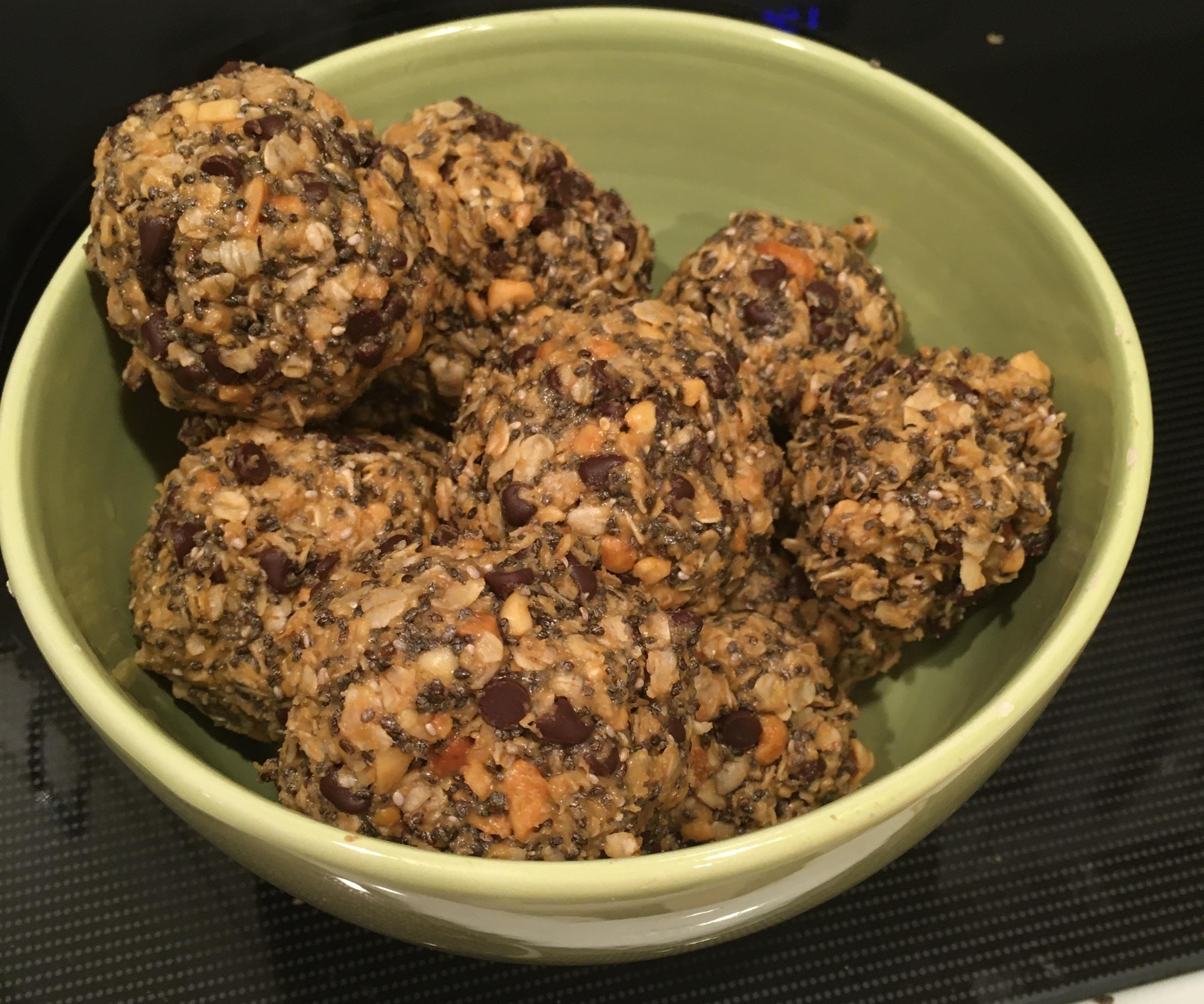 EASY! Peanut Butter Energy Bites