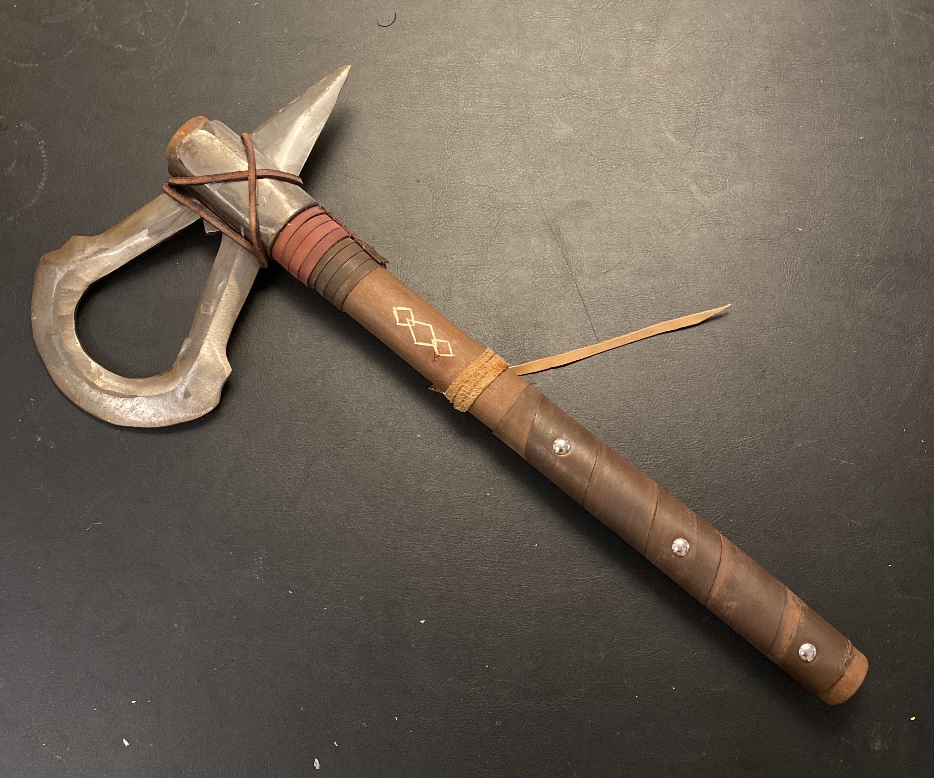 Assassins Creed 3 Tomahawk