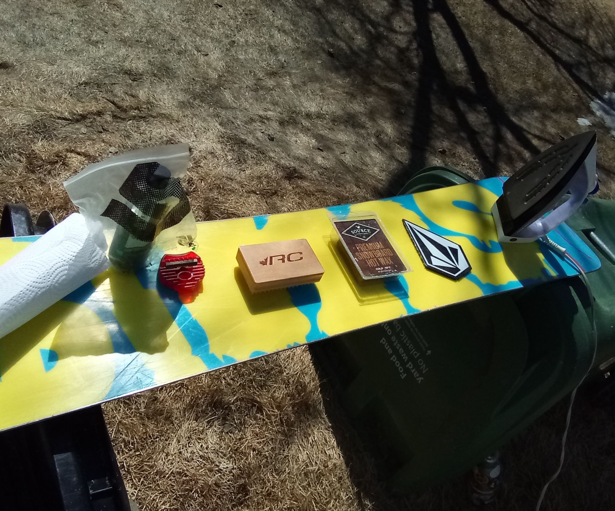 How to Wax Your Snowboard