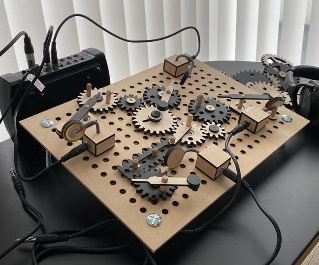 Wooden Gear DIY Drum Machine