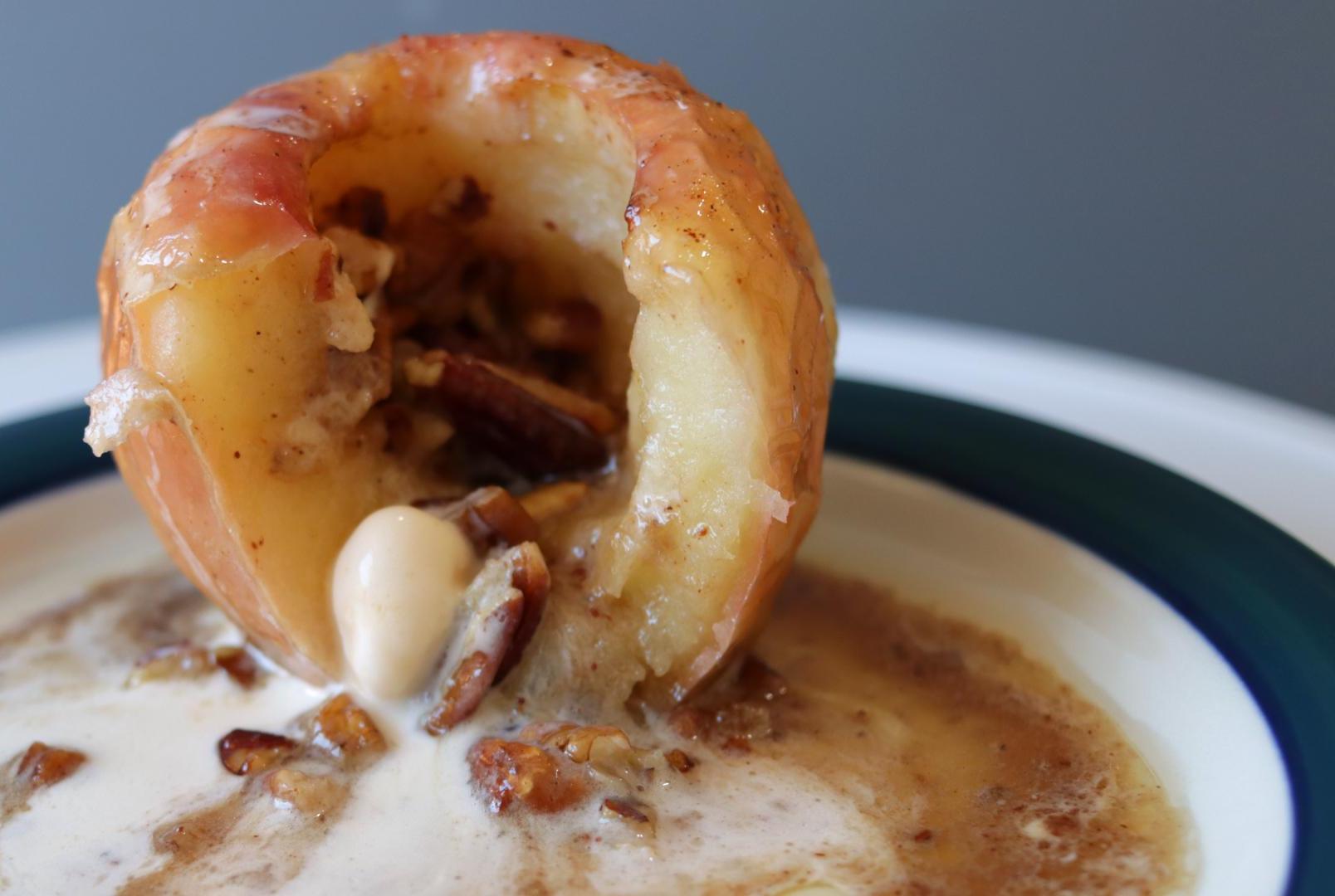 Baked Apples (Oven or Air Fryer)