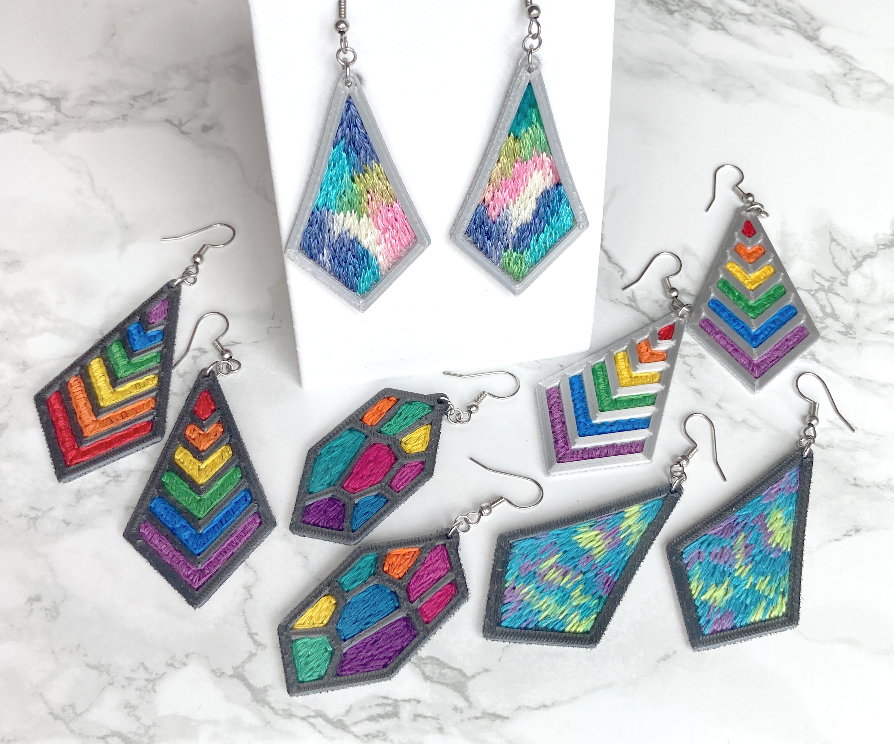 Simple Embroidered Earrings With 3D Printed Frames