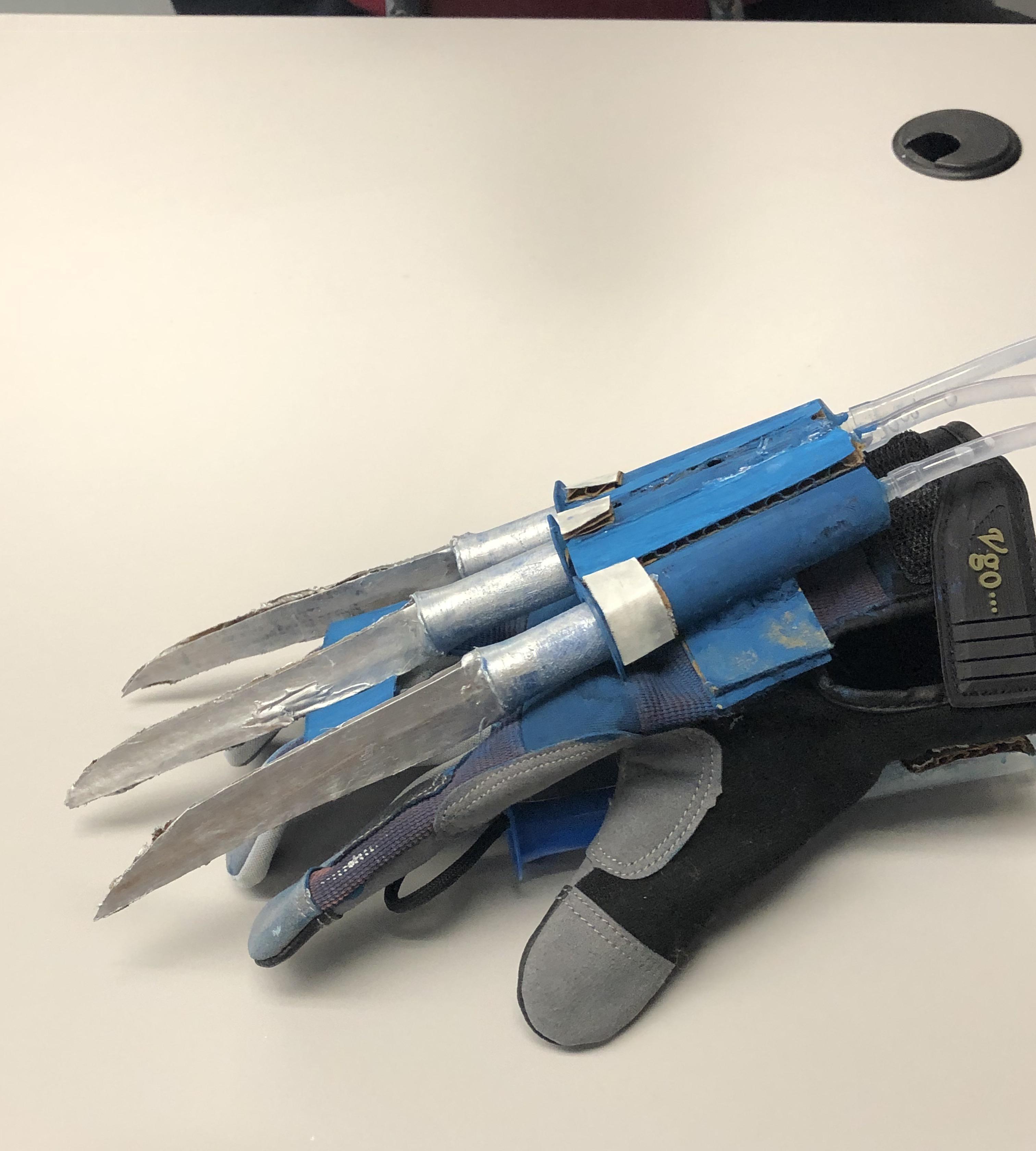 Hydraulic Extendable Wolverine Claws