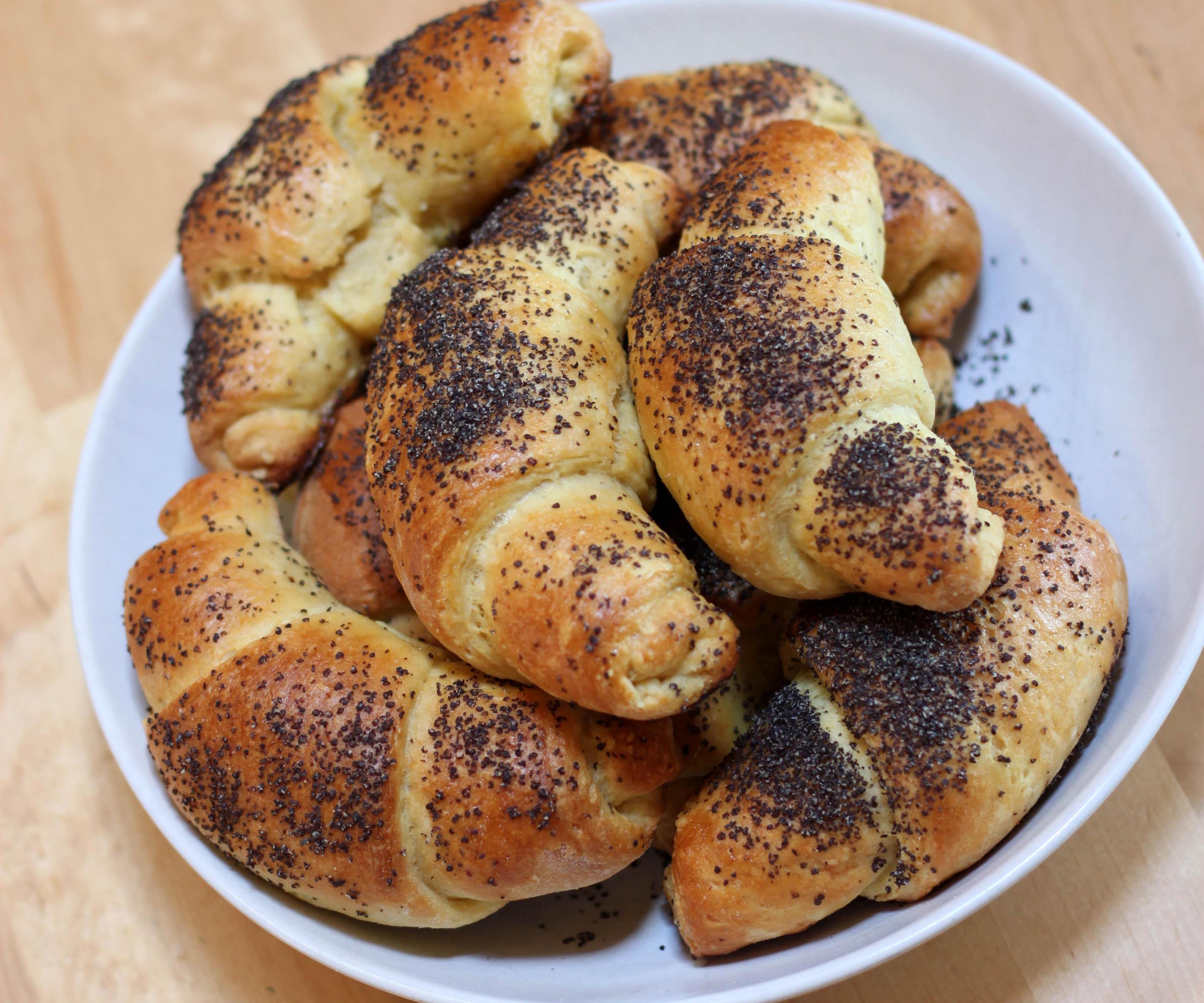 Poppy Seed Breakfast Rolls