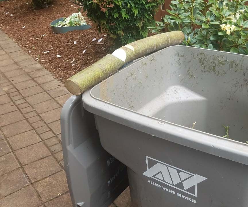 Yard Debris Bin Sawbuck