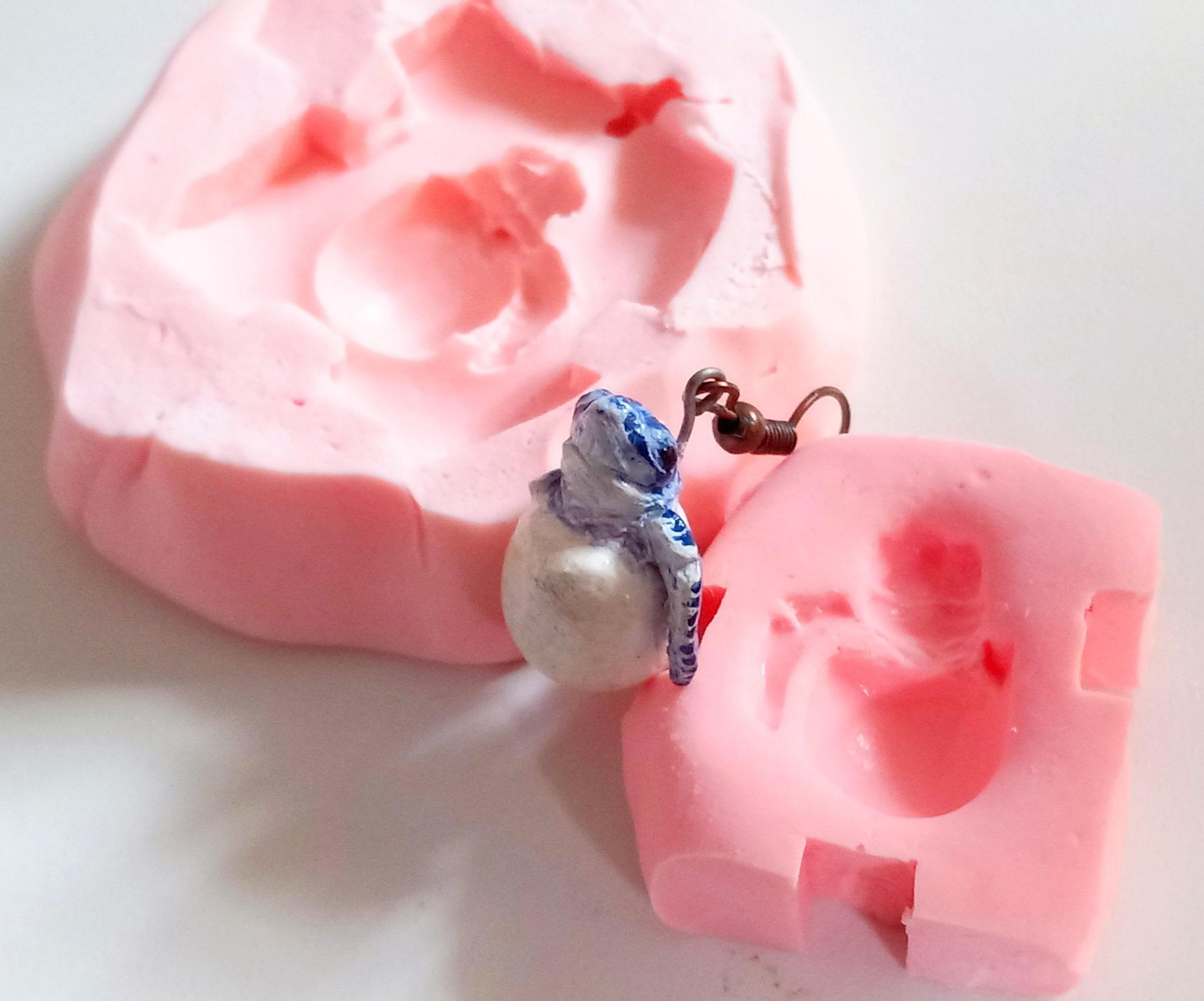 DIY Silicone Molds at Home for Clay Crafts