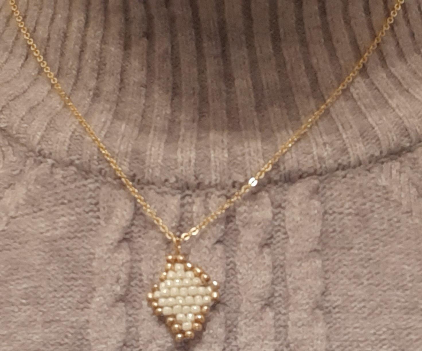 Pearl Weaving on Necklace