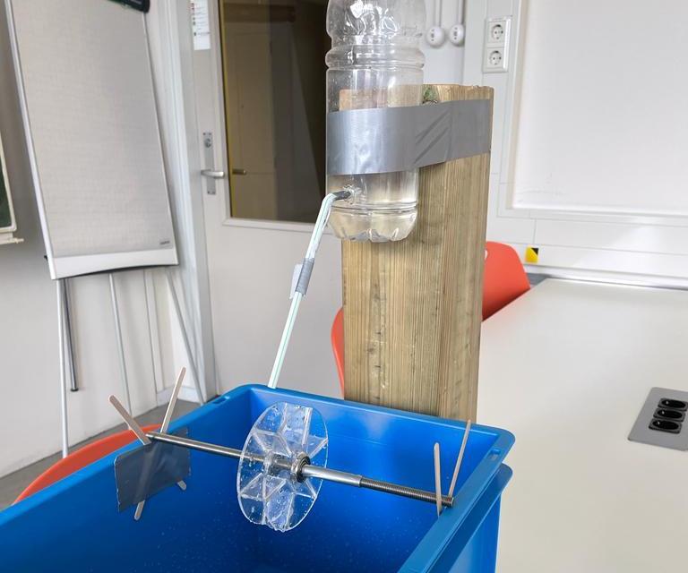 Van Gravitatie Naar Rotatie Energie - Bouw Je Eigen Waterrad 