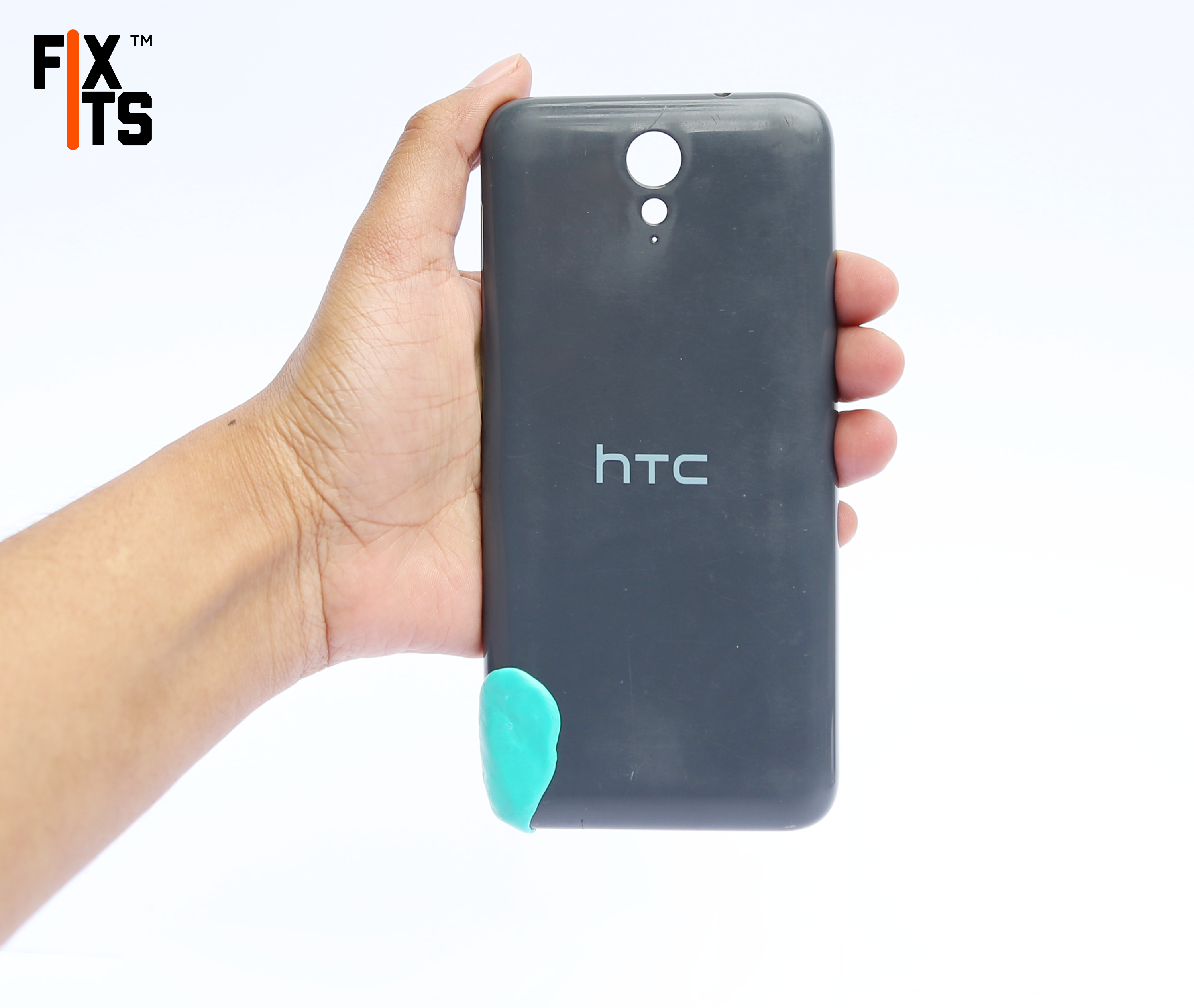 How to Fix a Chipped Phone Cover