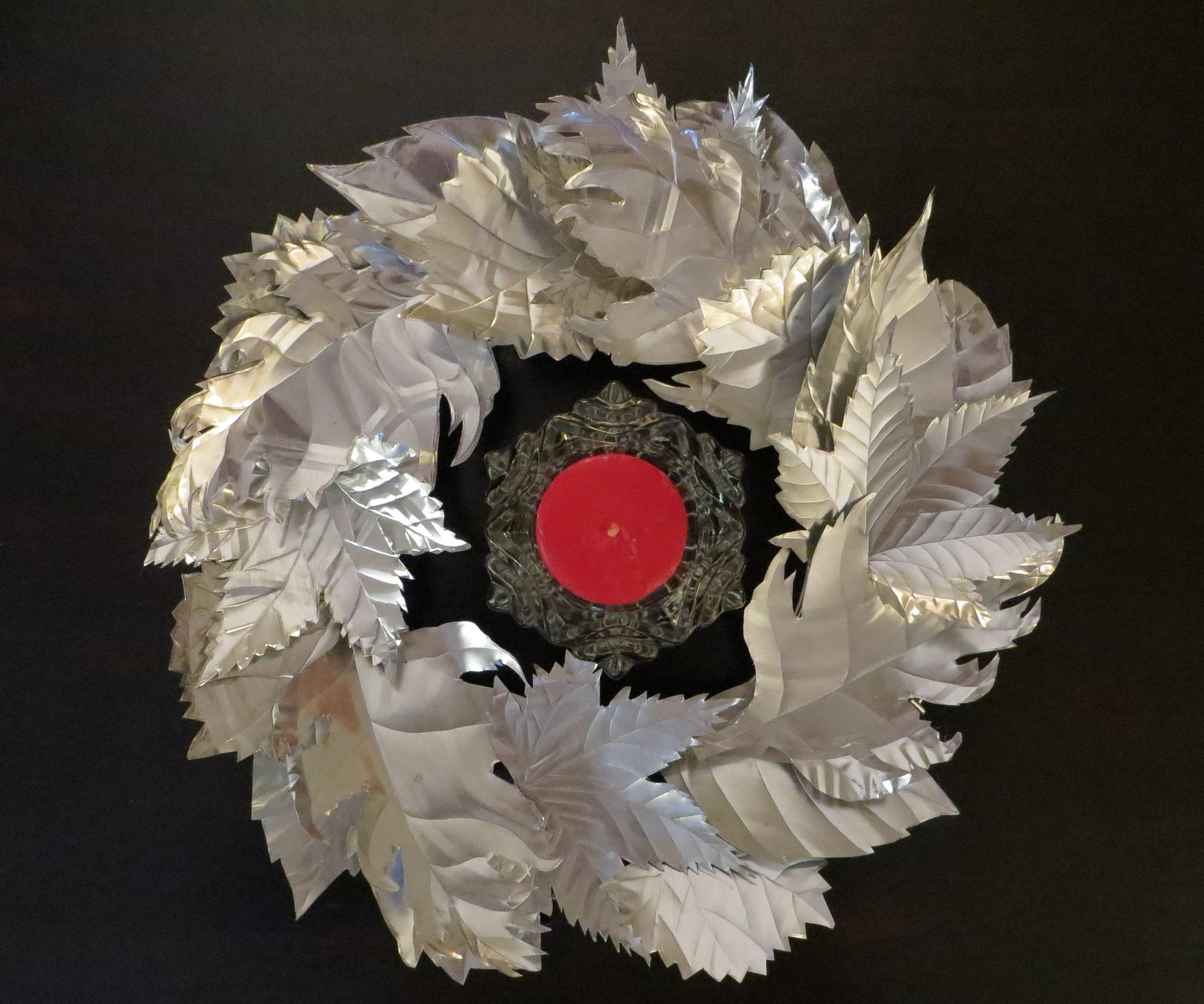 Aluminum Leaves Candle Ring