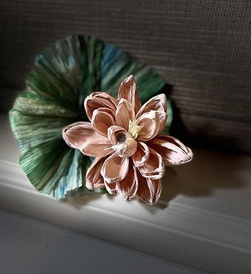 Making a Garden With Corn Husks