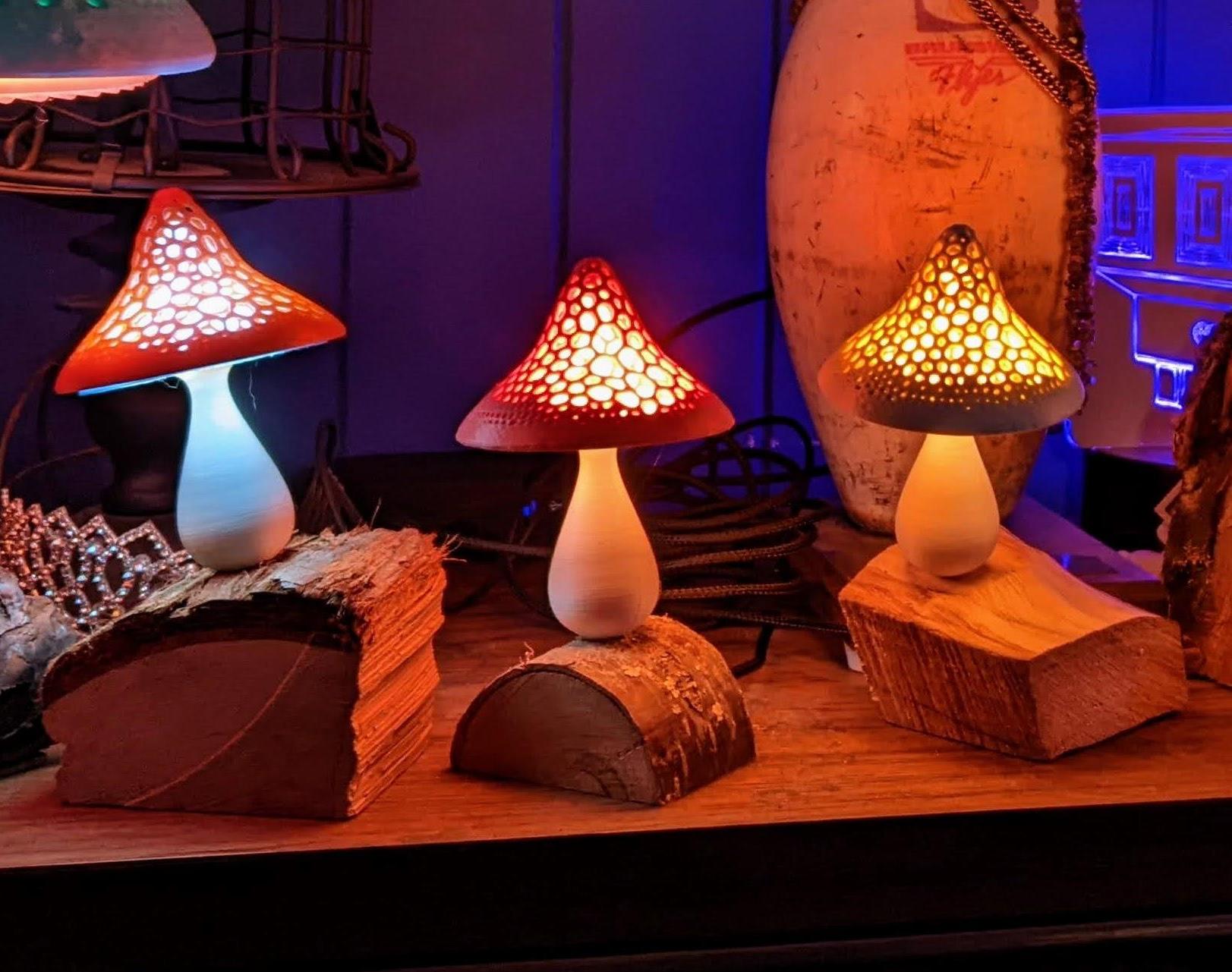 Rainbow Voronoi Mushroom: a WiFi Controlled Glow in the Dark Night Light