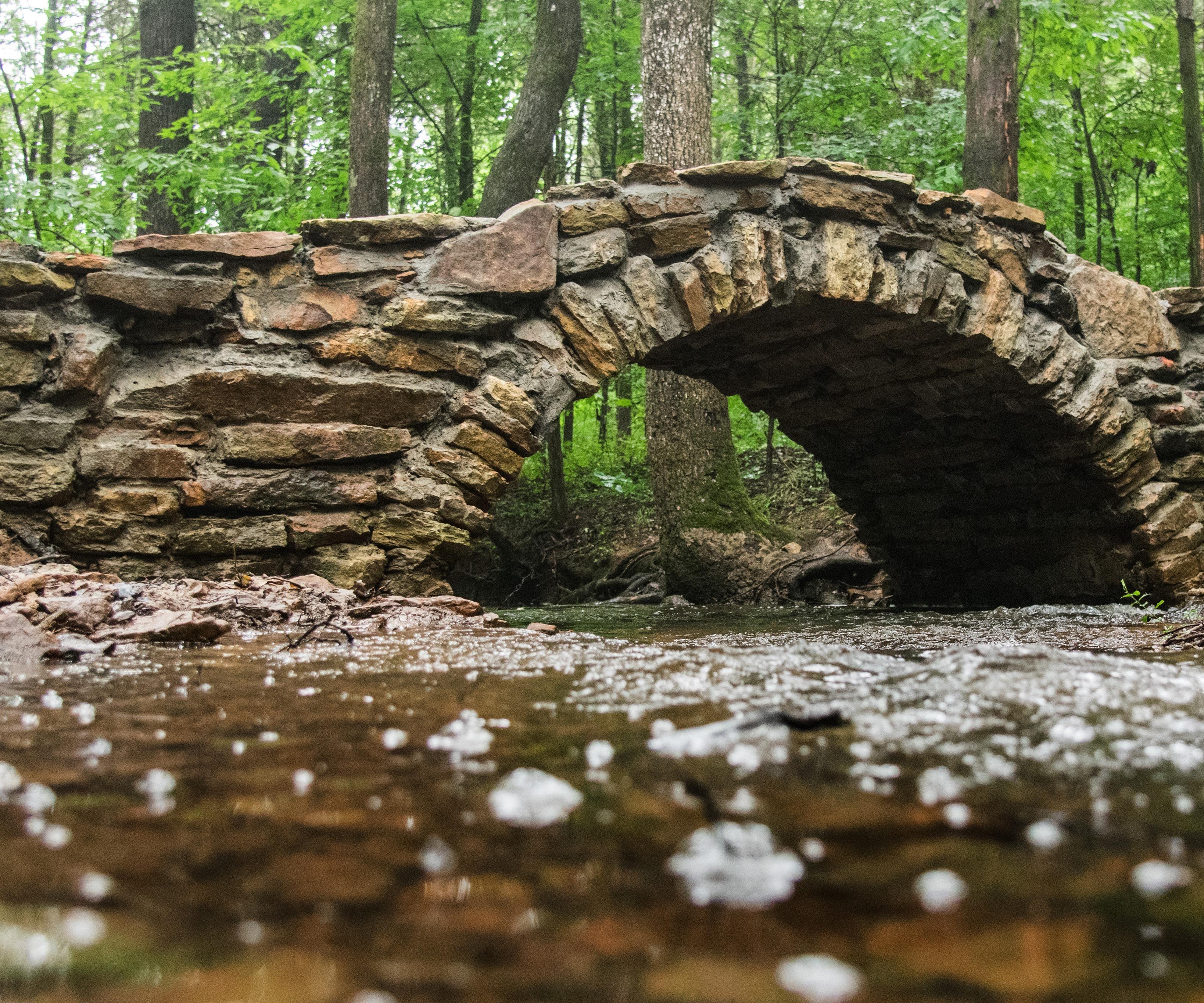 Stone Bridge: How to Build a Roman Arch Bridge