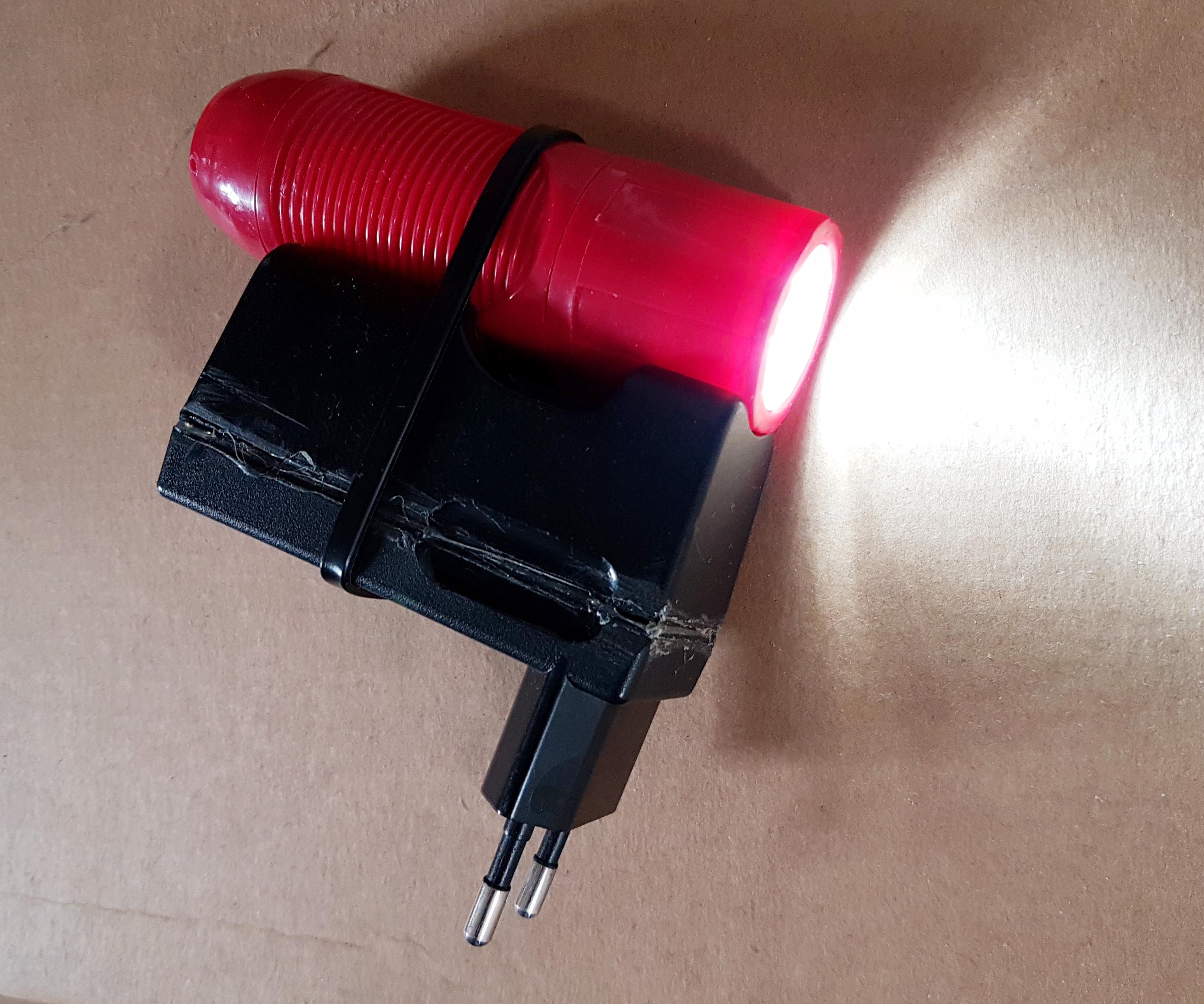 Cheap, Quick & Dirty Automatic Emergency Light