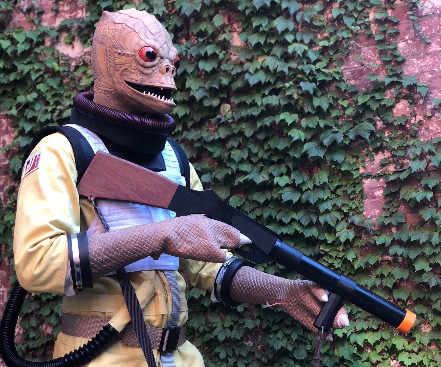 Making a Bossk Costume! (from Star Wars)
