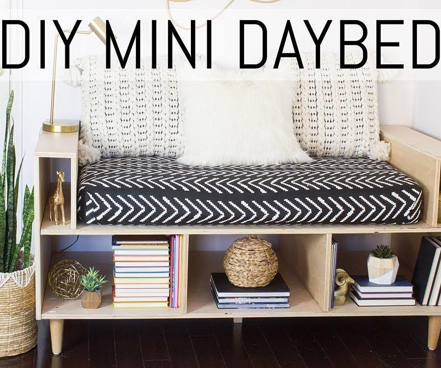 DIY Mini Daybed