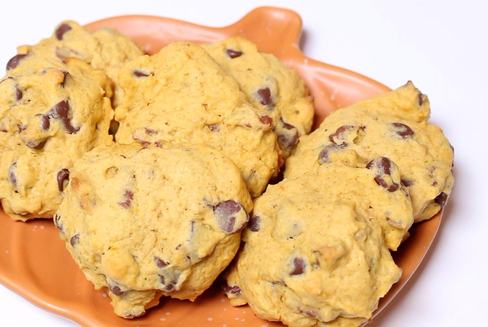 Pumpkin Chocolate Chip & Nut Cookies