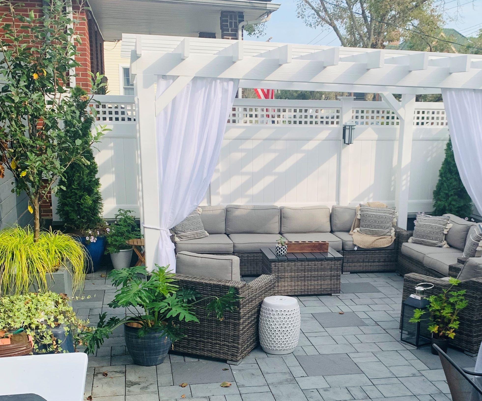 Small Backyard Makeover With Diy Pergola to Create Outdoor Living Room