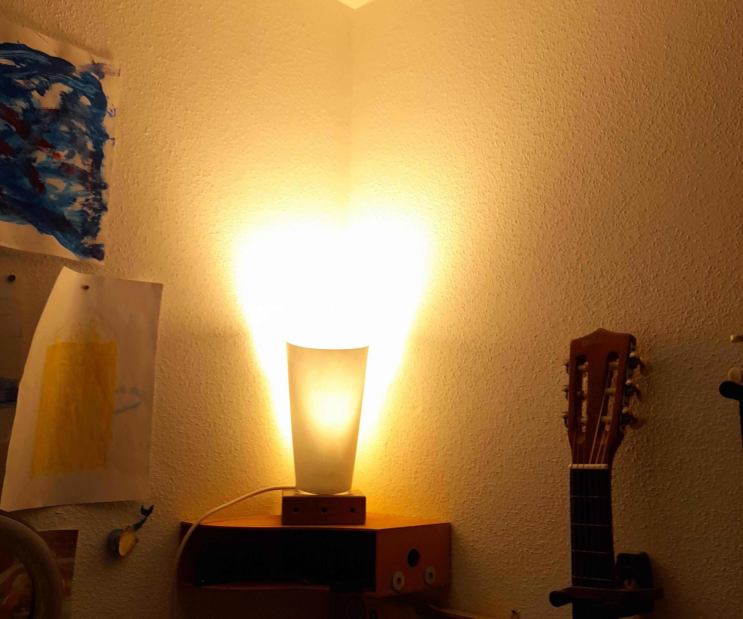 The "10 Minutes" Ambient Light