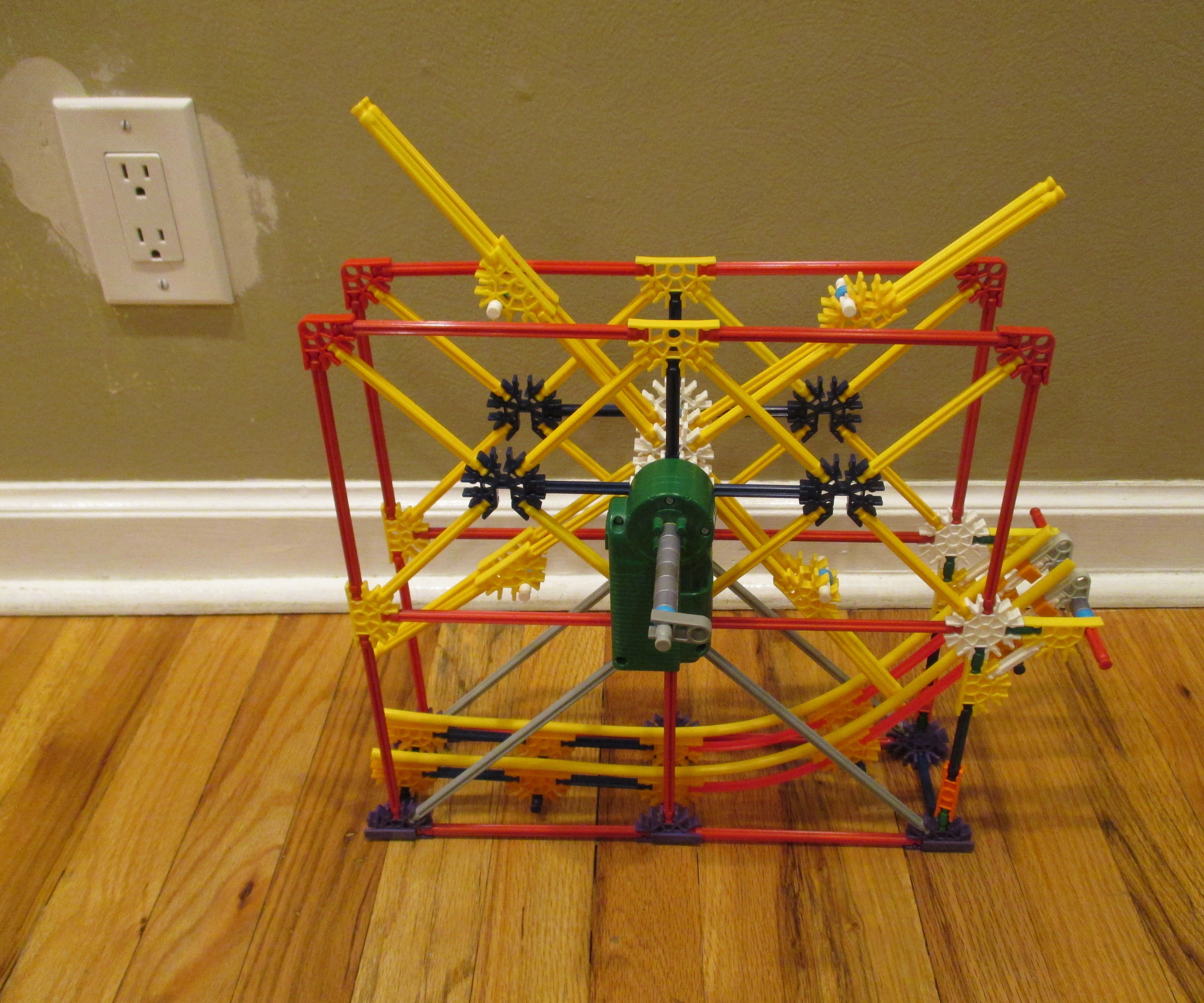Knextus's Wheel Lift - a K'nex Ball Machine Lift