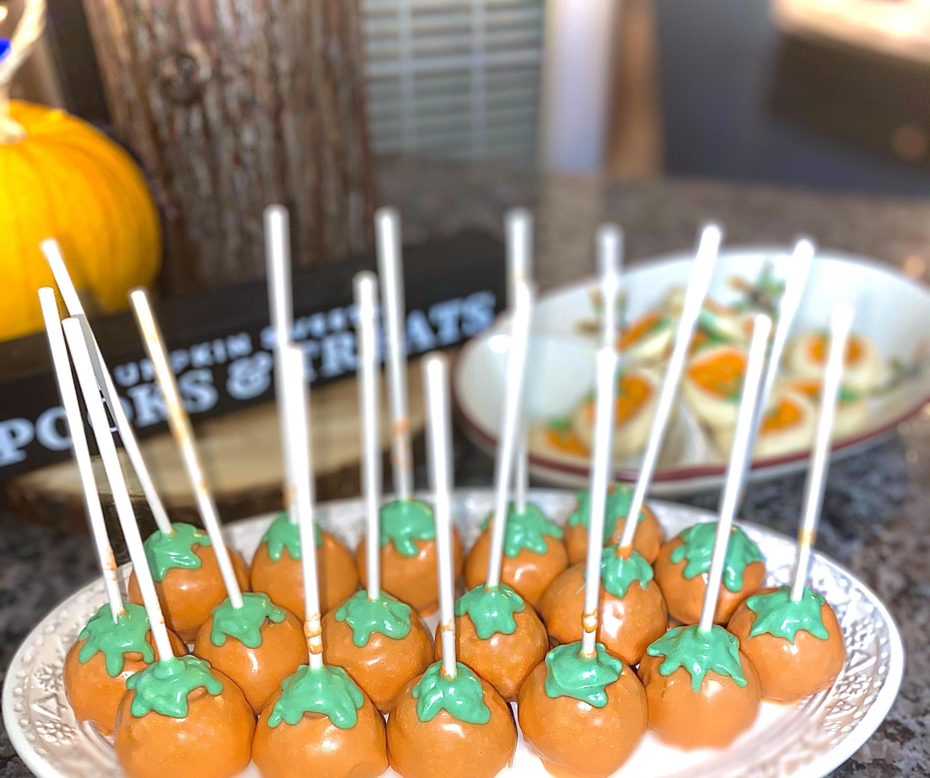 Pumpkin Cake Pops