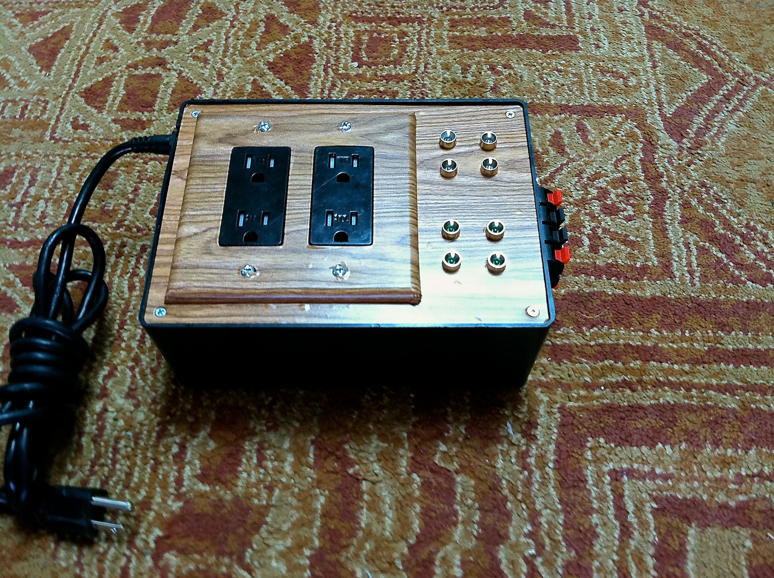 Plugduino - Arduino Based 120 Volt Outlet Controller