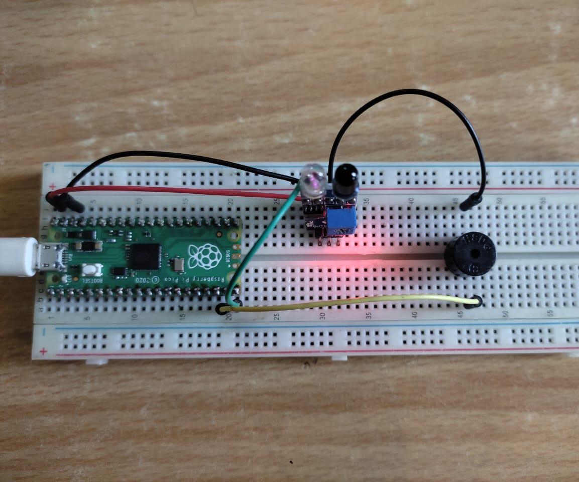 Raspberry Pi Pico and Proximity Sensor