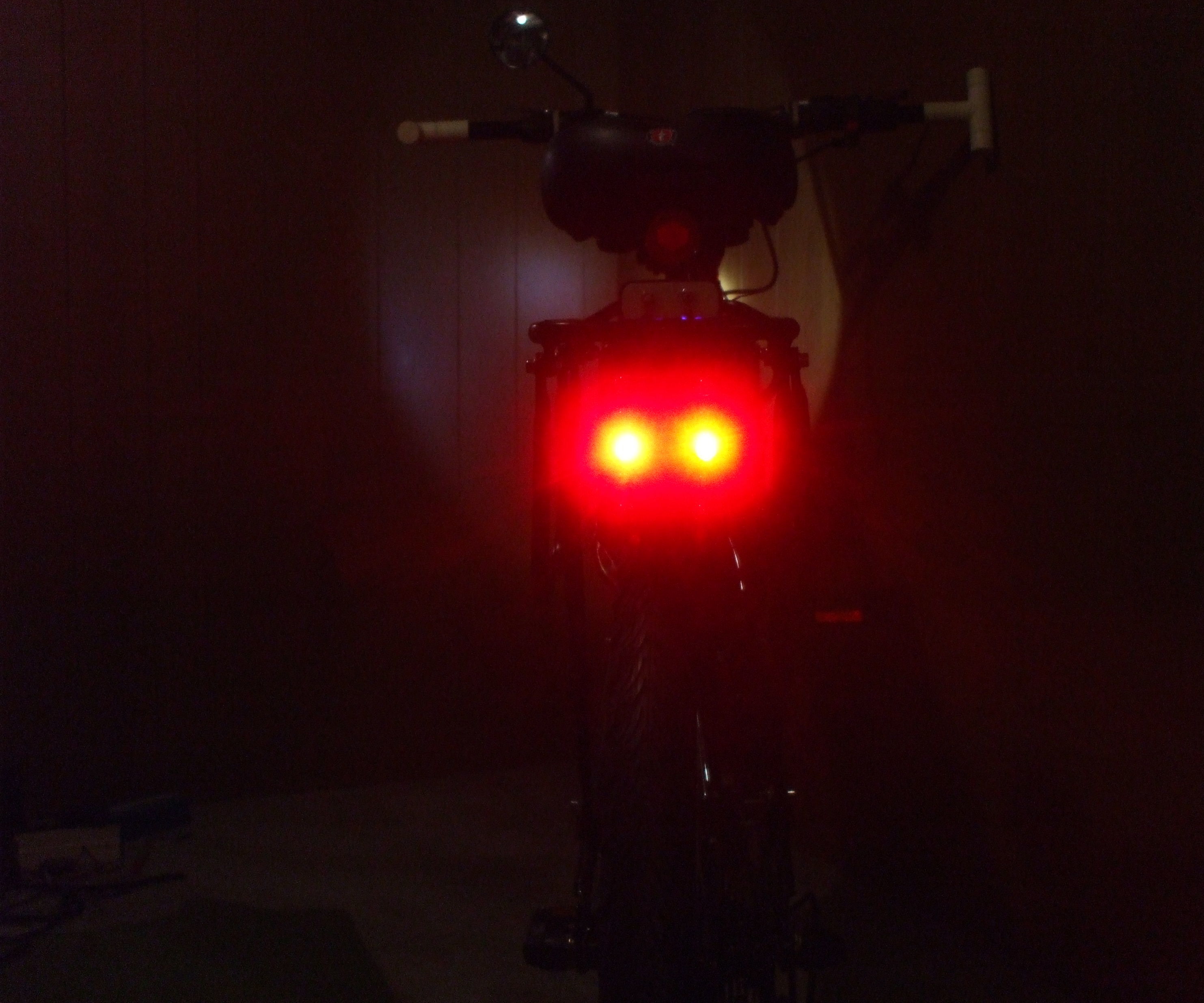 Bicycle Tail Light With Brake Light