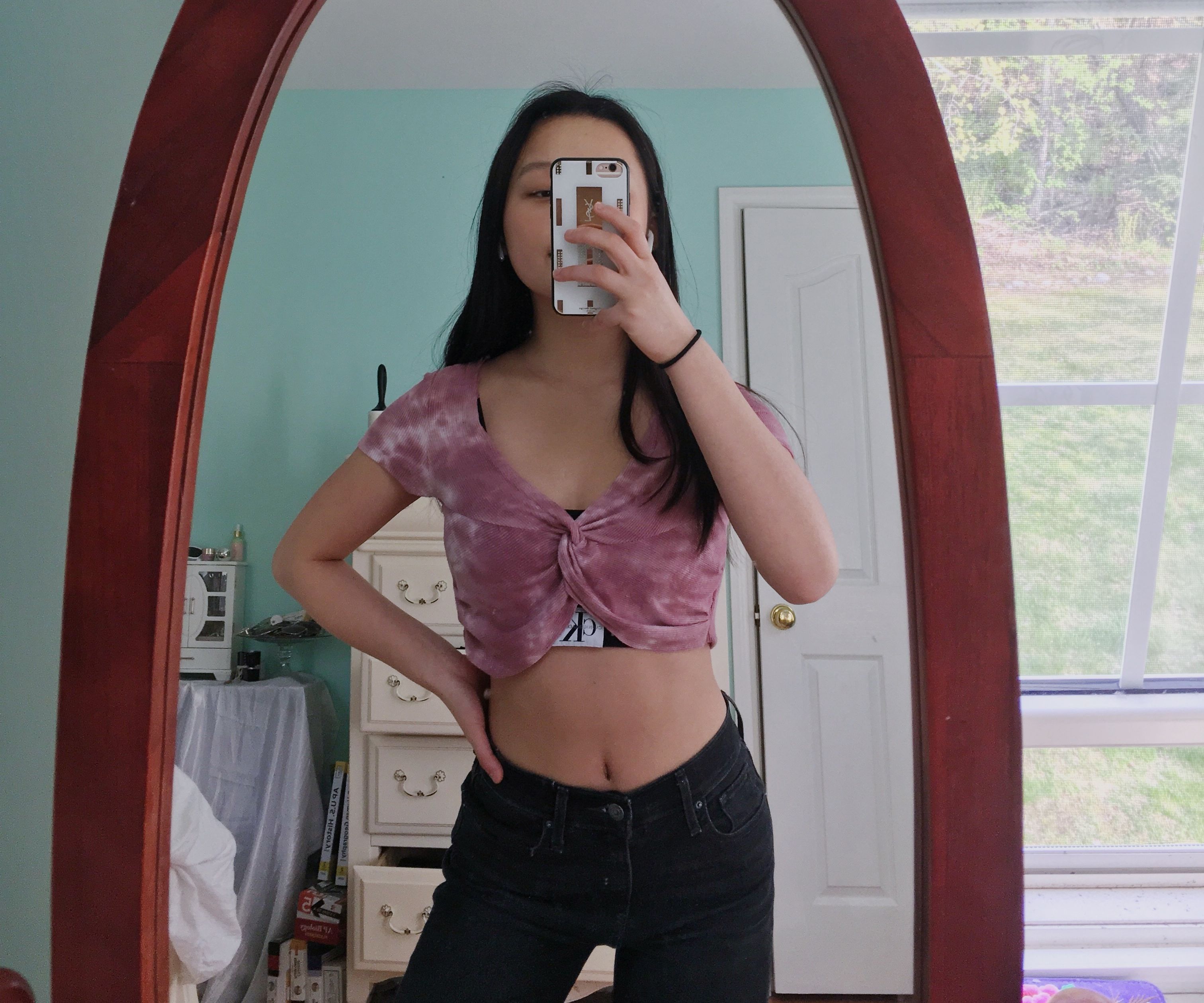 Upcycling T-shirts: Twisted Crop Top