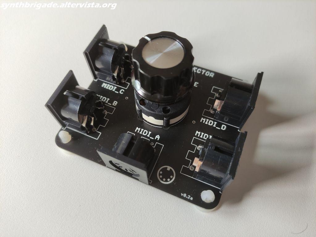 Passive MIDI Selector Switcher