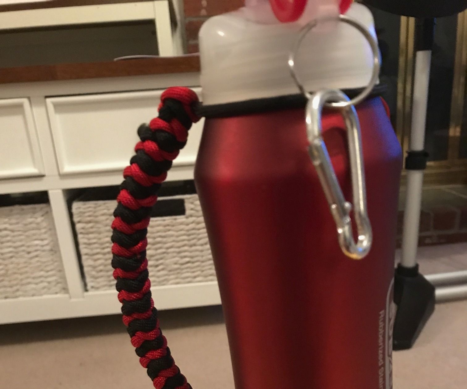 Adjustable Paracord Water Bottle Handle
