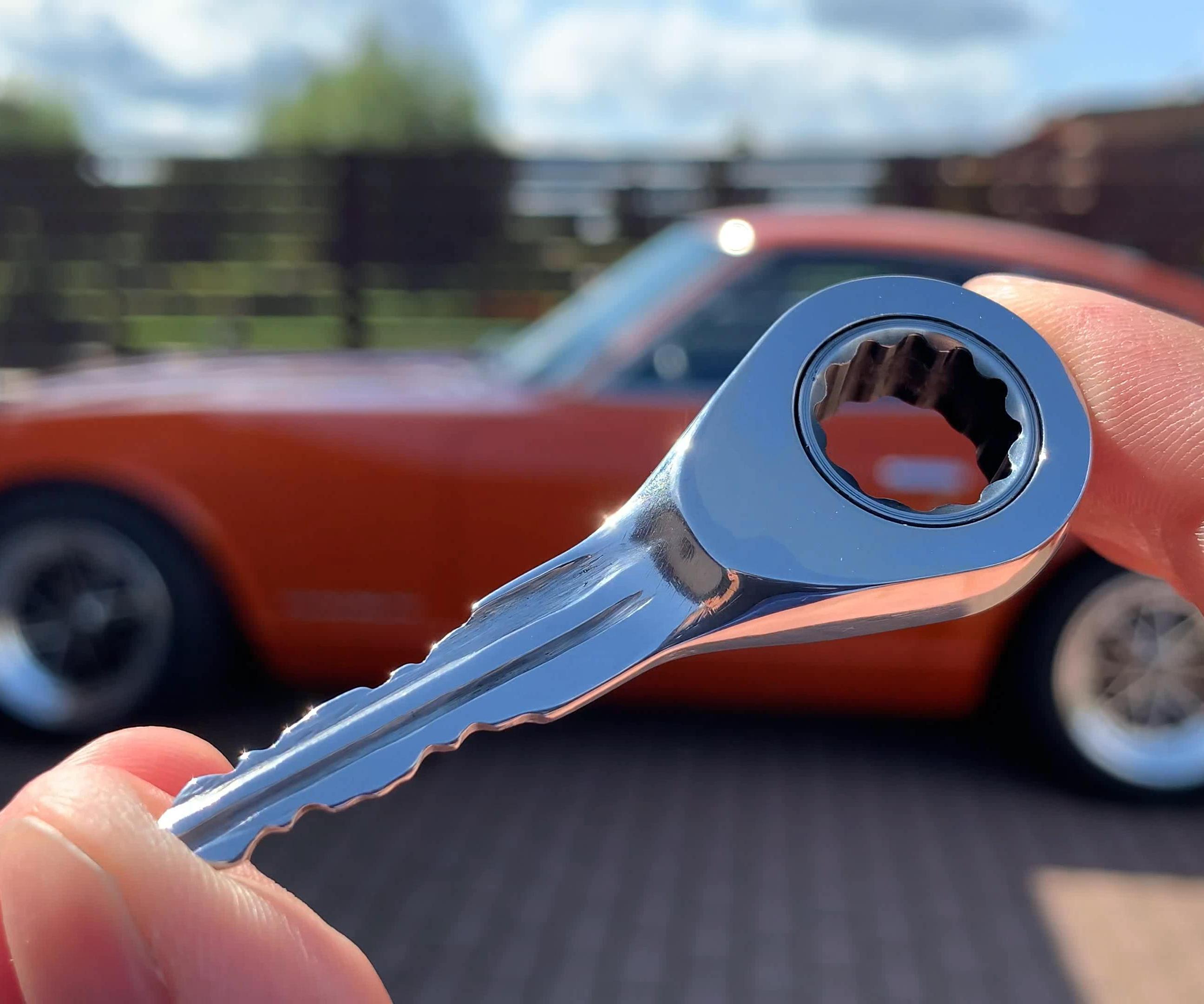 A Car Key Made From a Ratcheting Wrench