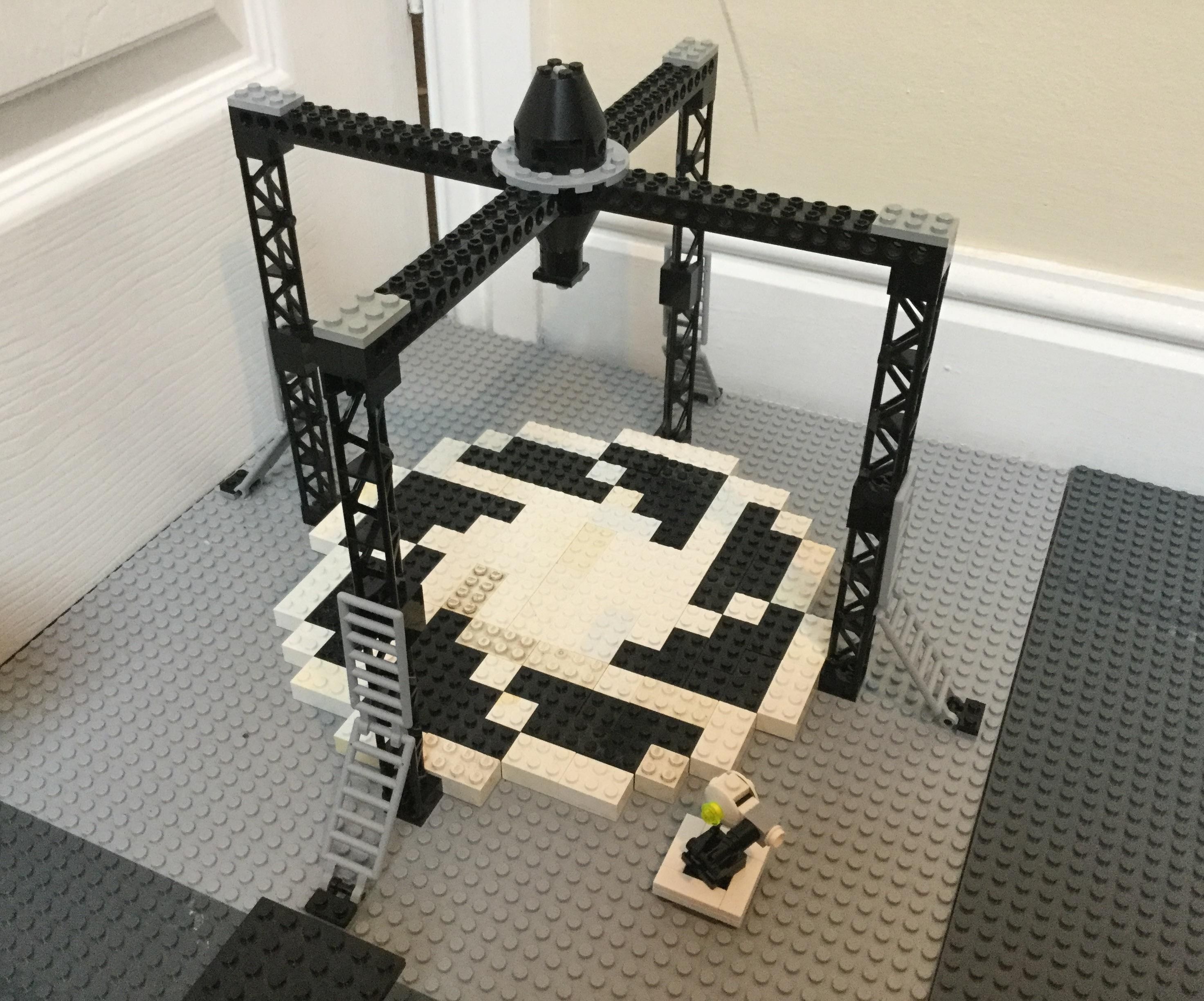Lego Portal GLaDOS Frame (+Rocket Turret!)