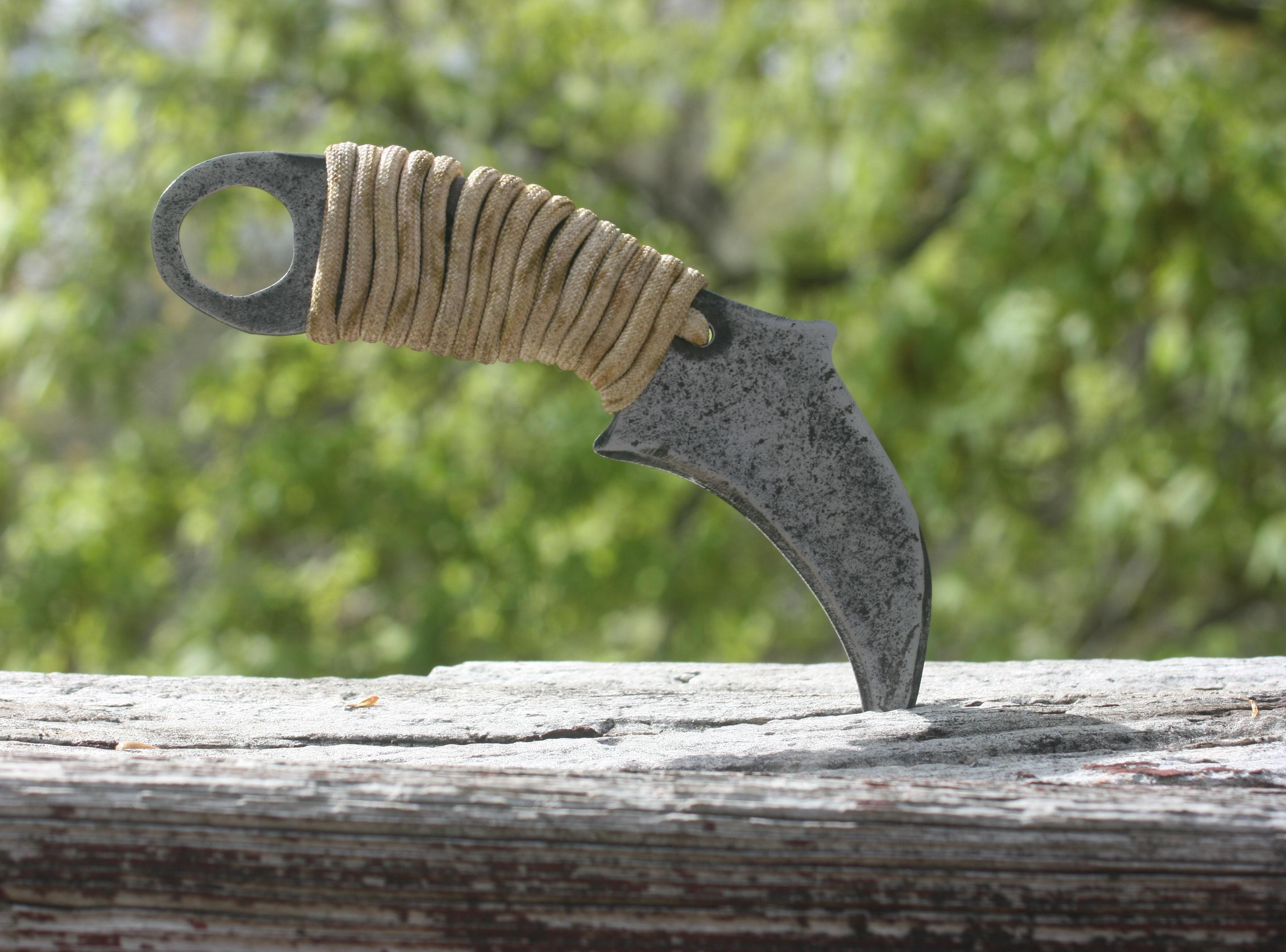 DIY Karambit Out of a Saw Blade Without CNC